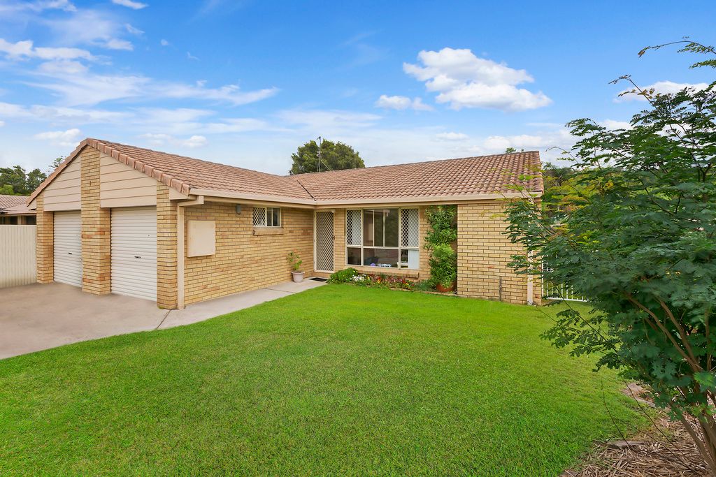 11 Theatre Street, Oxenford QLD 4210