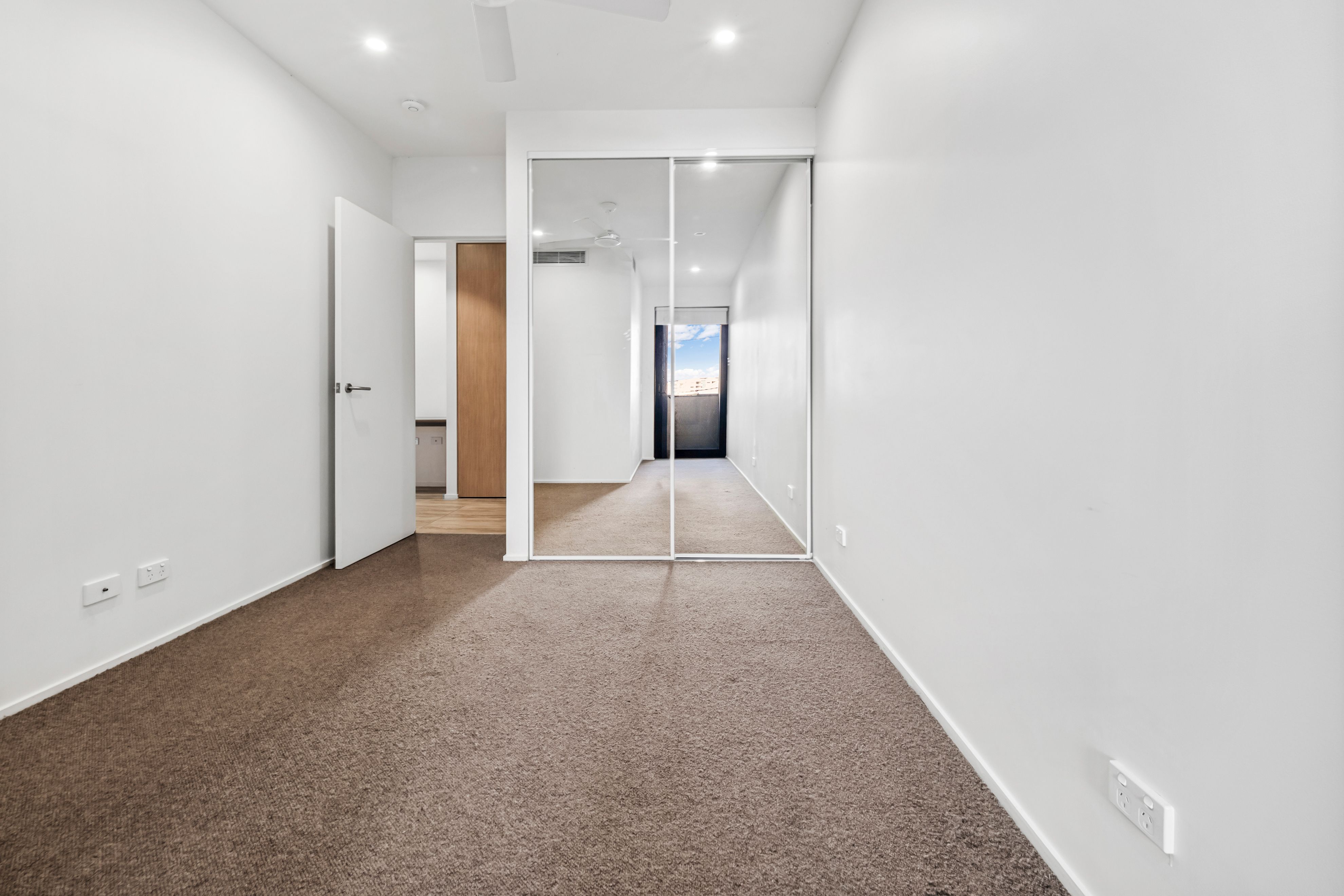 203/36 Anglesey Street — photo 17 of 23