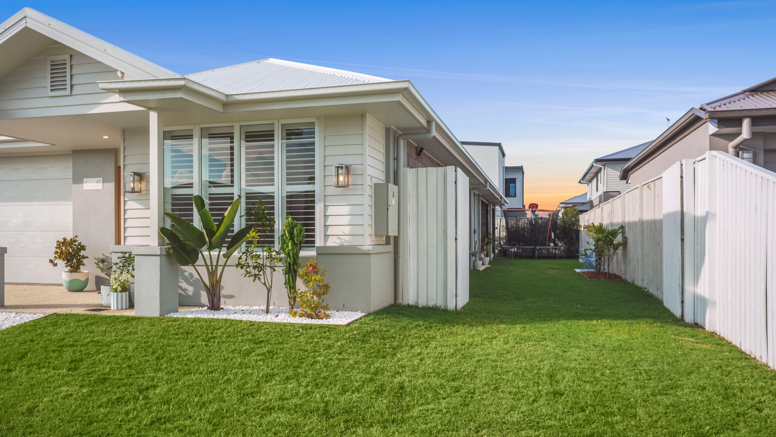 40 Lighthouse Esplanade, Newport, QLD 4020