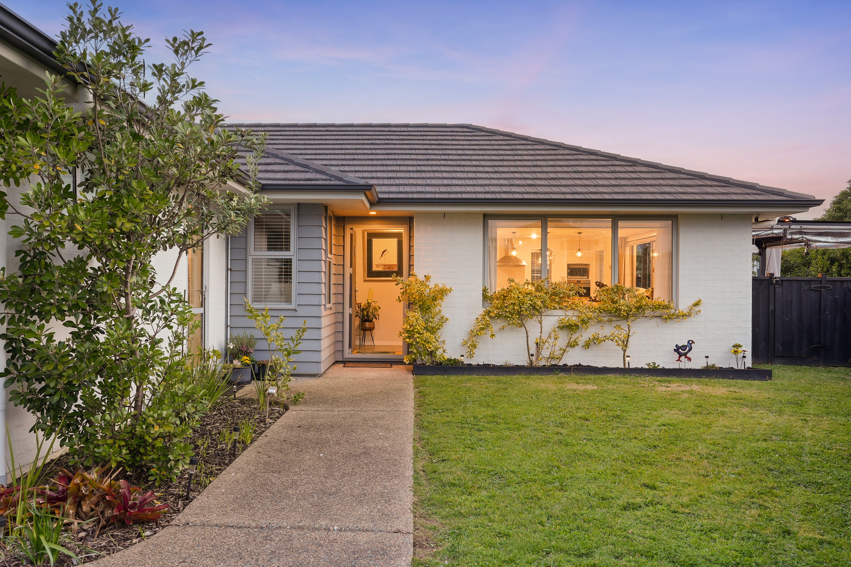 11 Grapnel Street, Red Beach, Rodney