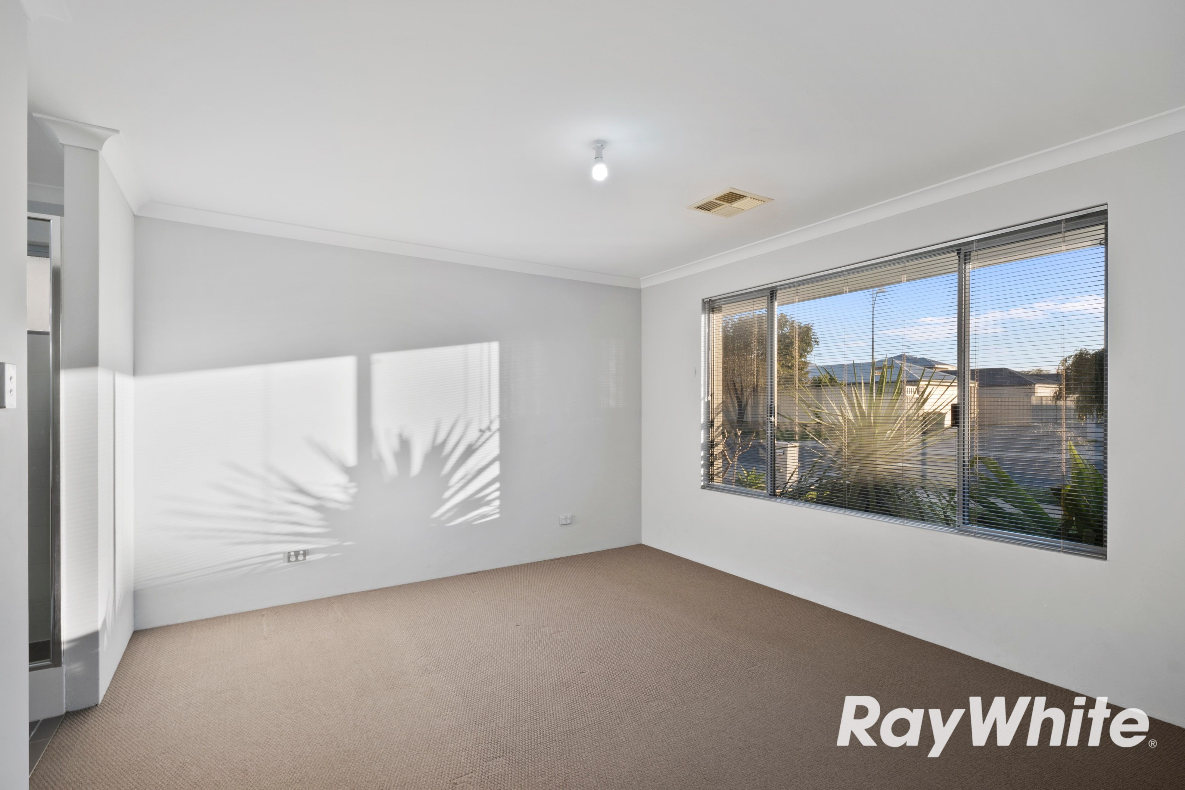 35 Kingscliff Drive, Golden Bay, WA 6174