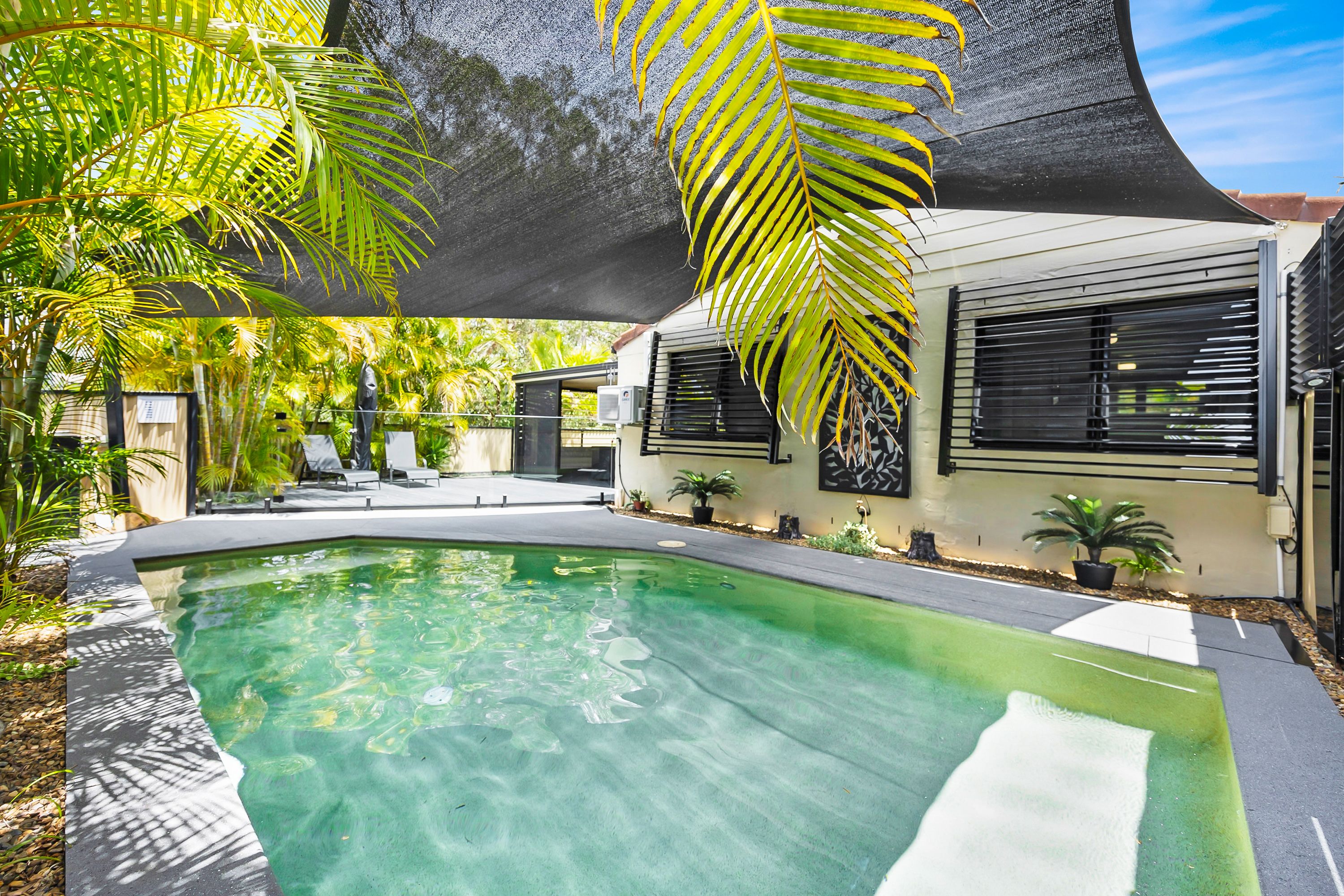 10 Orlando Court, Highland Park, QLD 4211