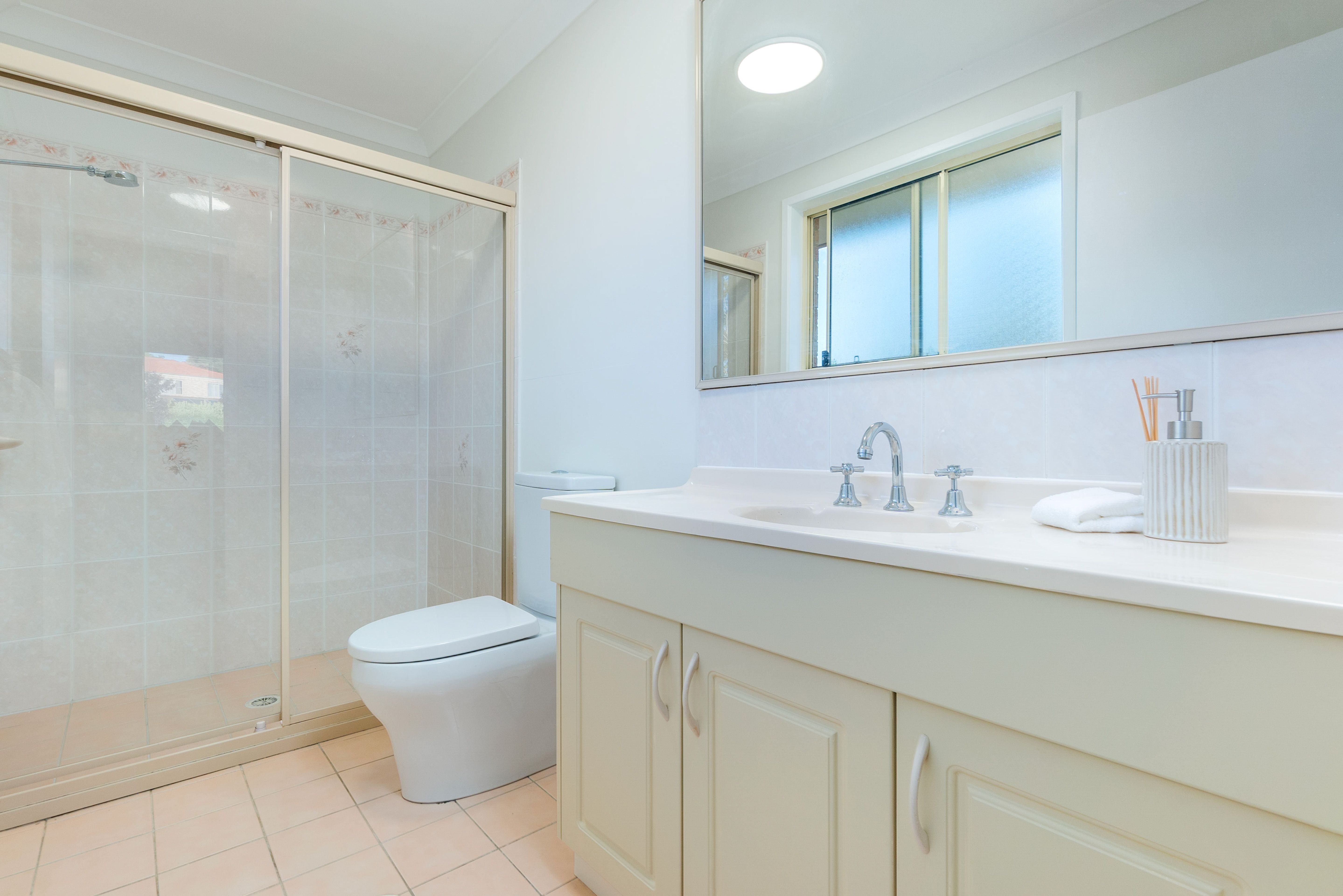 28 Kinaldy Crescent, Kellyville, NSW 2155, photo 5
