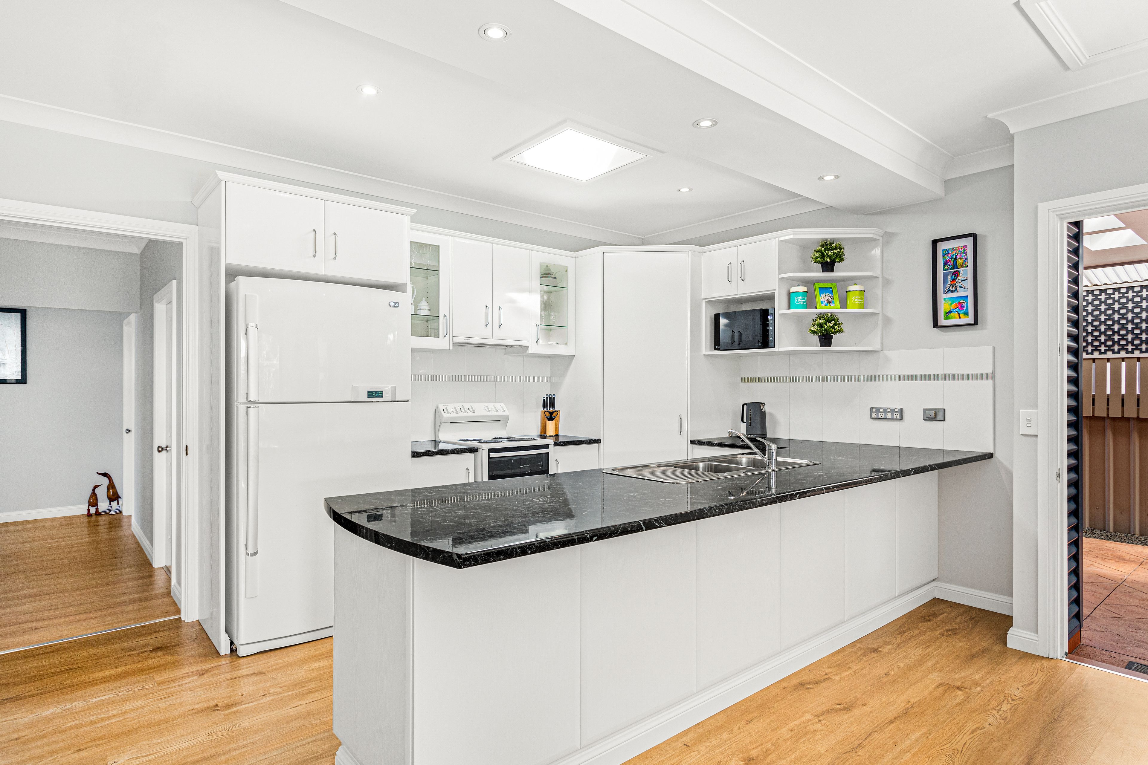 34 Kingston Street, Oak Flats, NSW 2529
