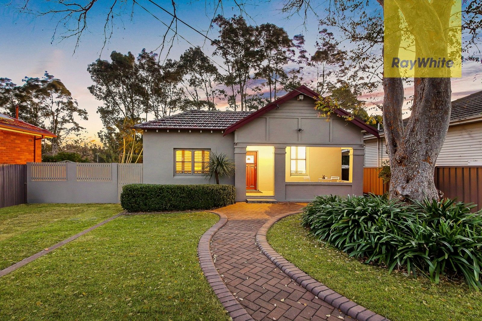 35 Lytton Street