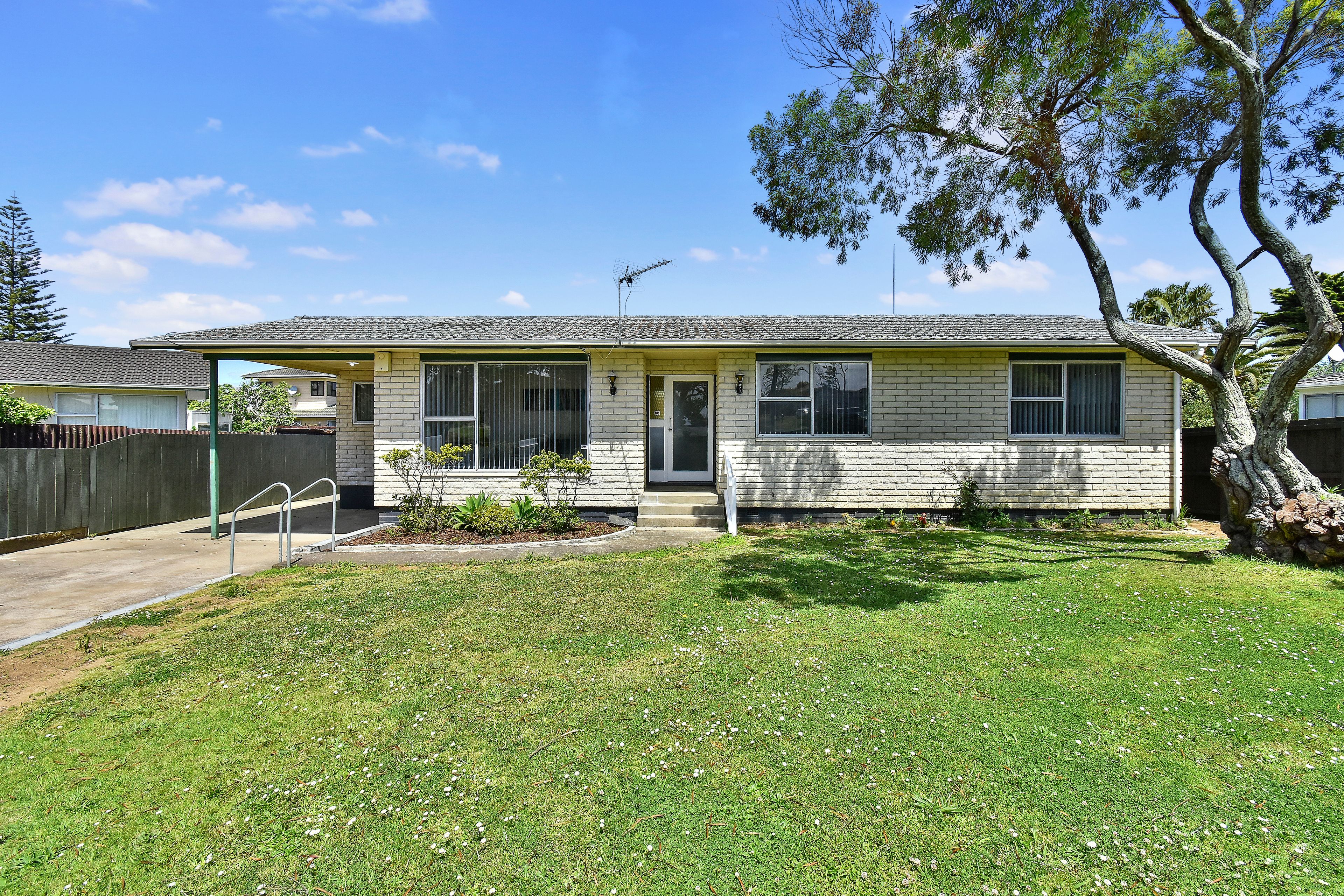 9 Mckinstry Avenue, Mangere, Manukau City