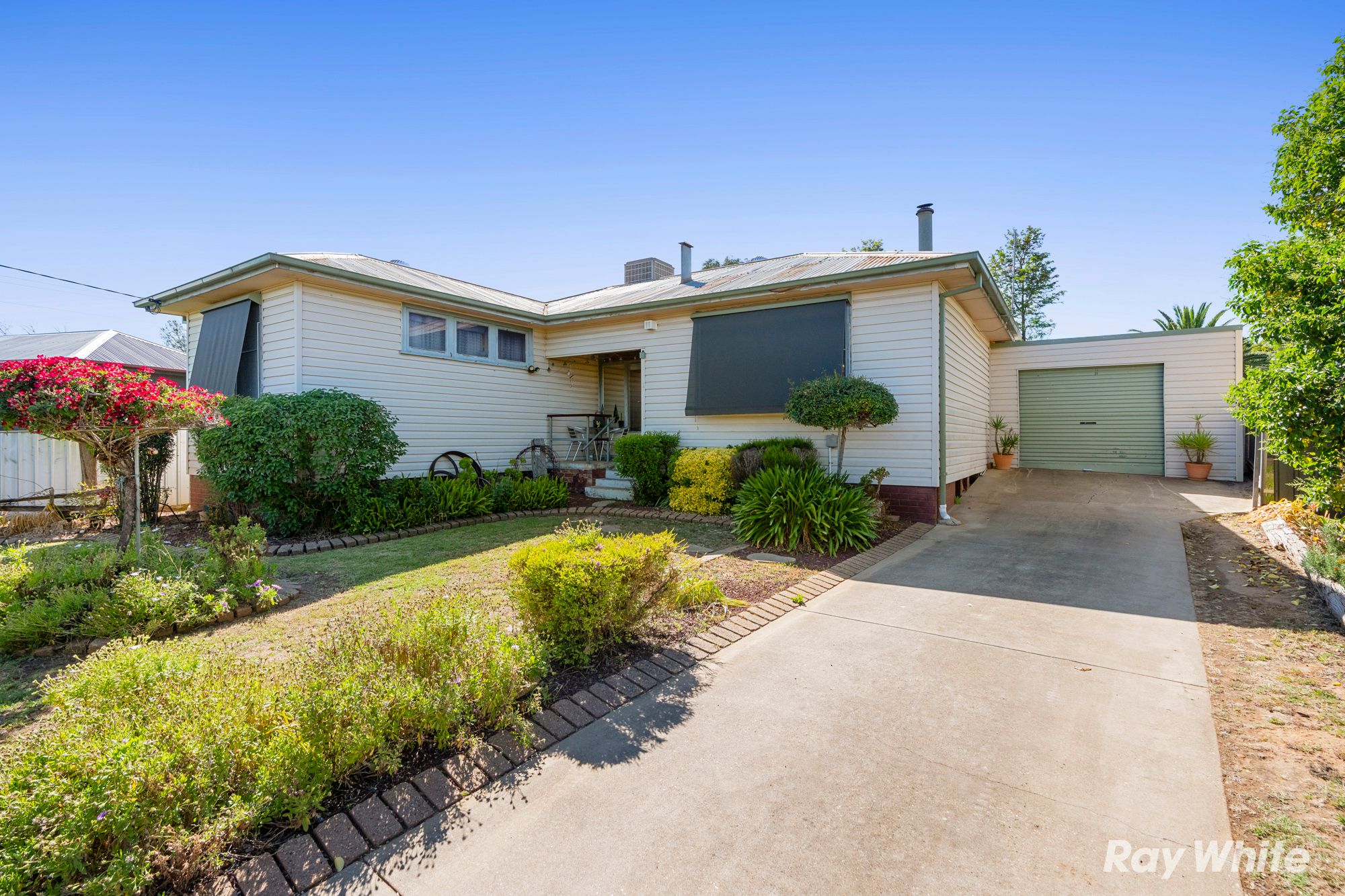 1 Gowrie Parade — photo 13 of 13