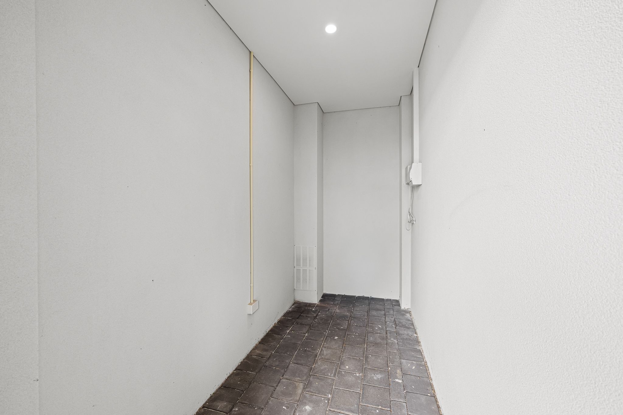 1/389 Daly Street — photo 12 of 19