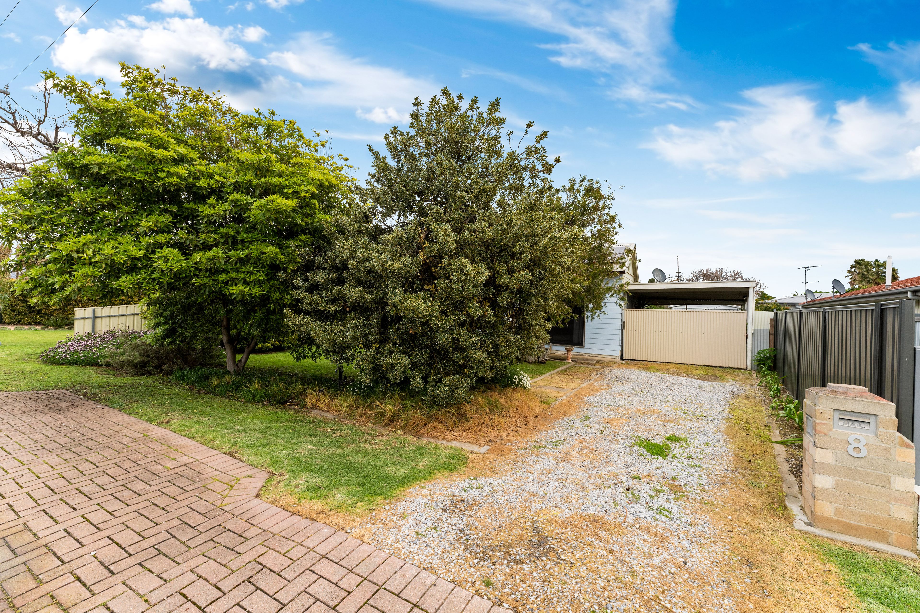 8 Croser Avenue, Aldinga Beach, SA 5173