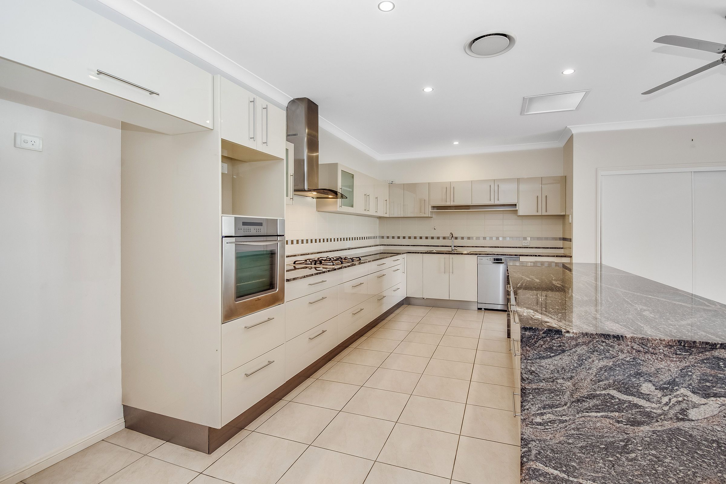 49 Yorlambu Parade, Maroochydore, QLD 4558