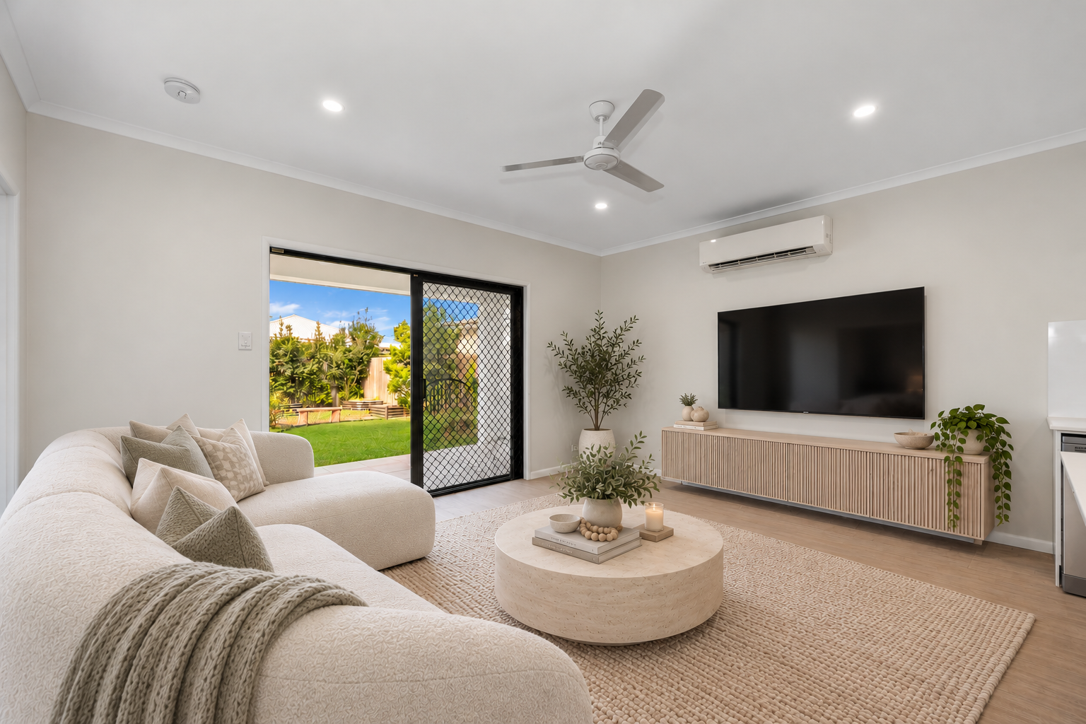 13 Ficus Court — photo 4 of 16