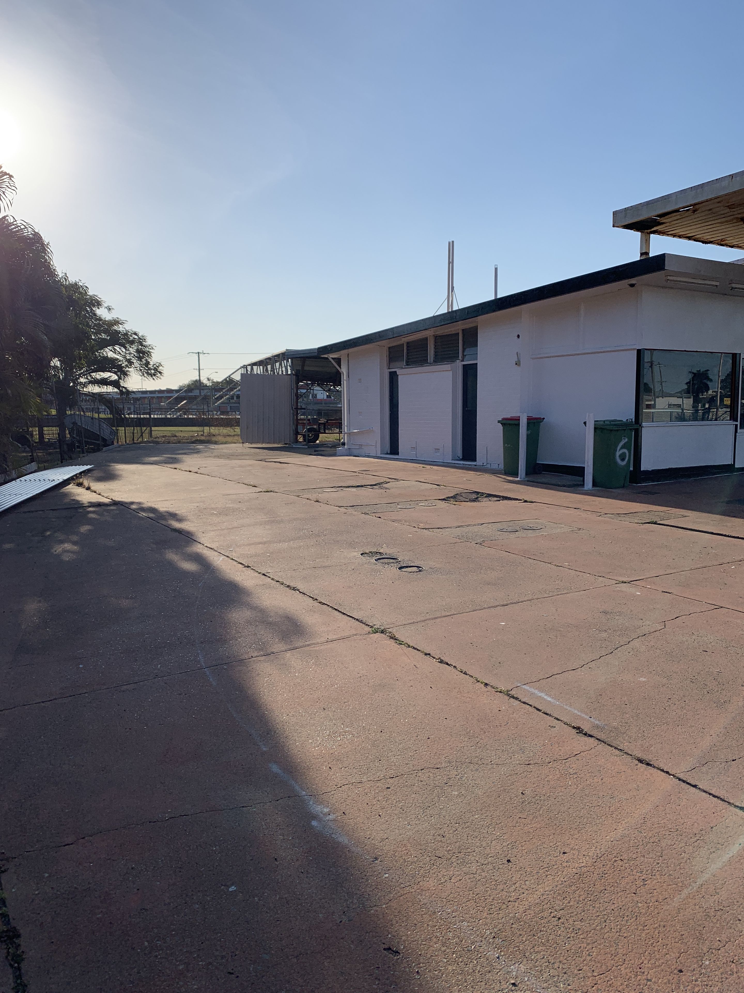 6 Railway Avenue, Railway Estate, QLD 4810