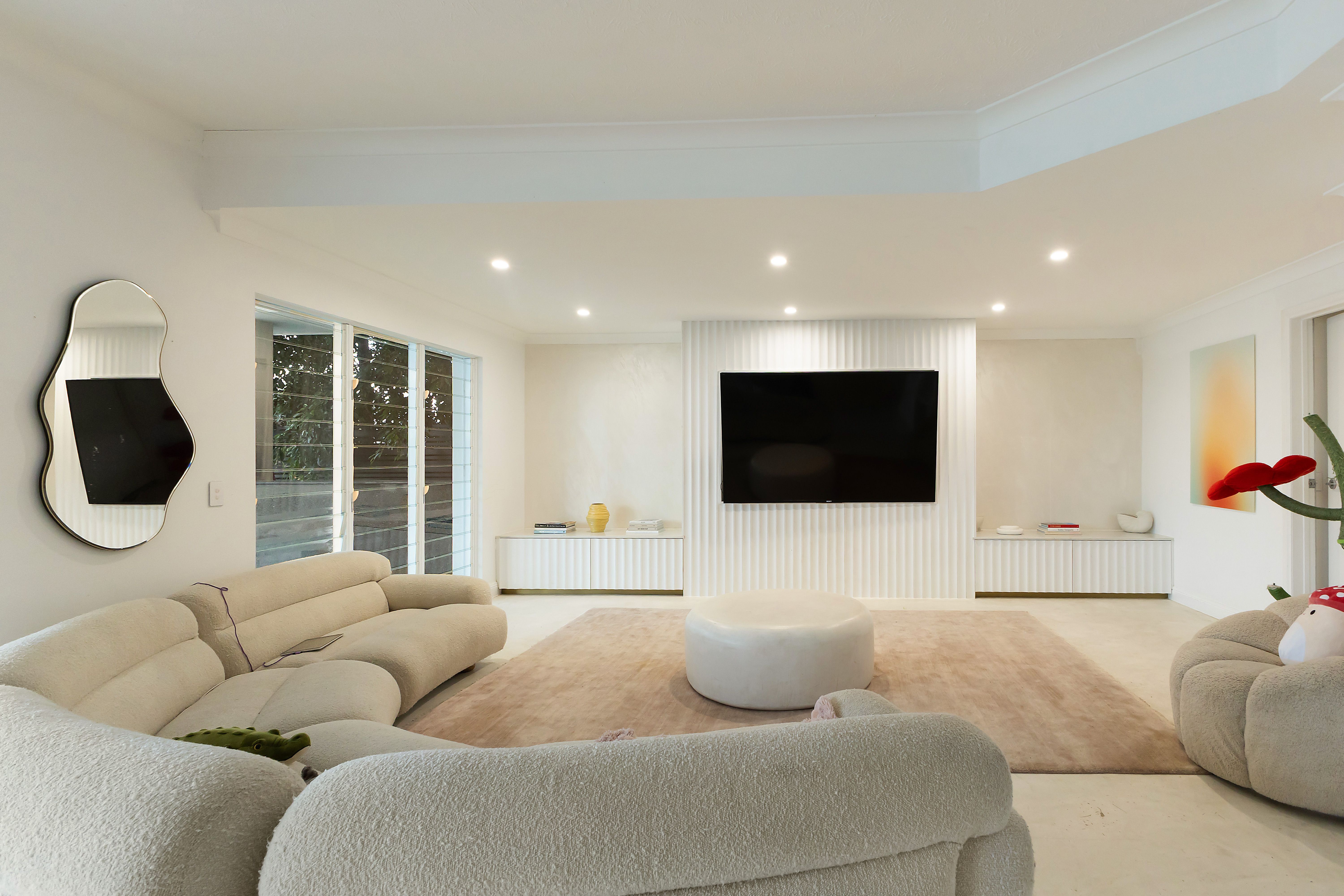 72 River Crescent — photo 8 of 28