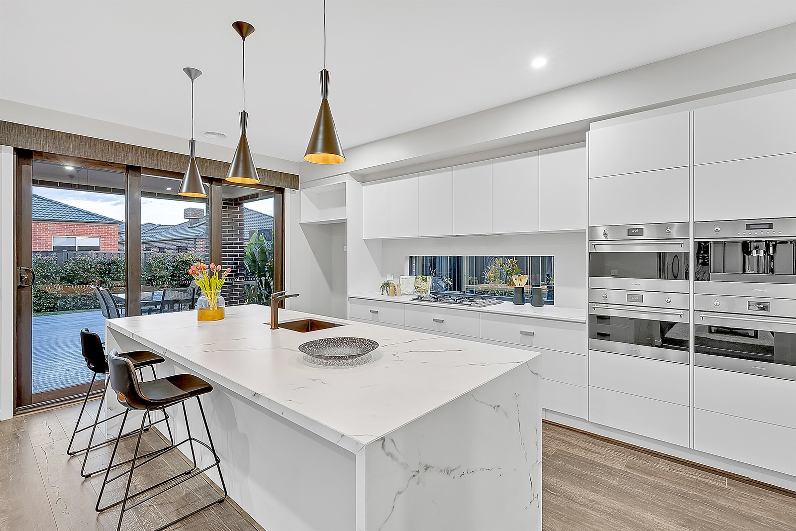 24 Dawnview Crescent, Roxburgh Park, VIC 3064