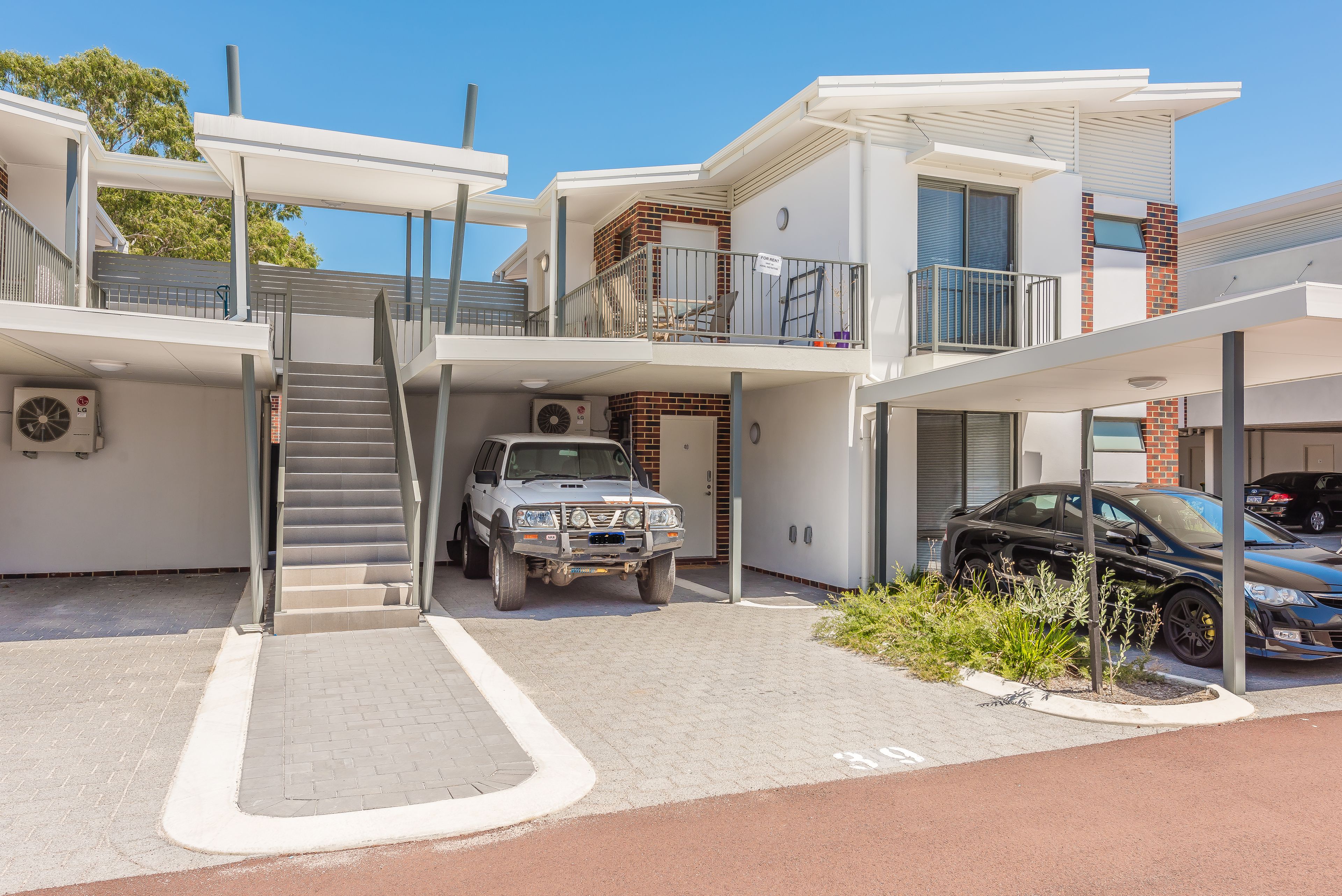 39/148 Wharf Street, Cannington, WA 6107