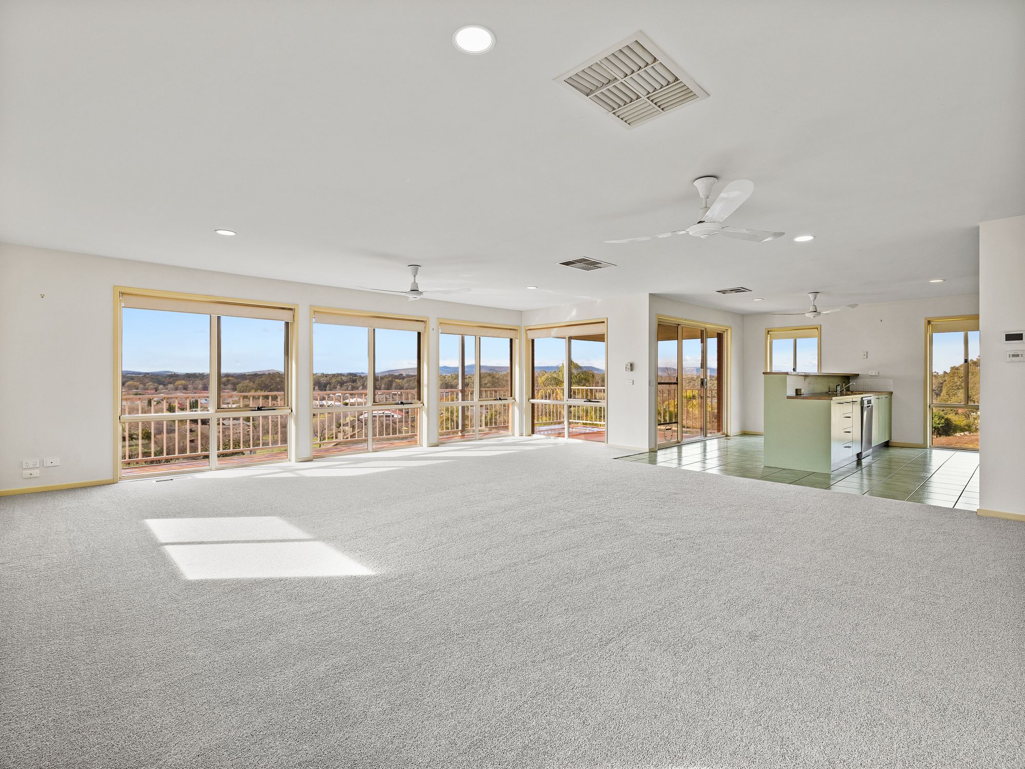44 Sunrise Terrace, East Albury, NSW 2640
