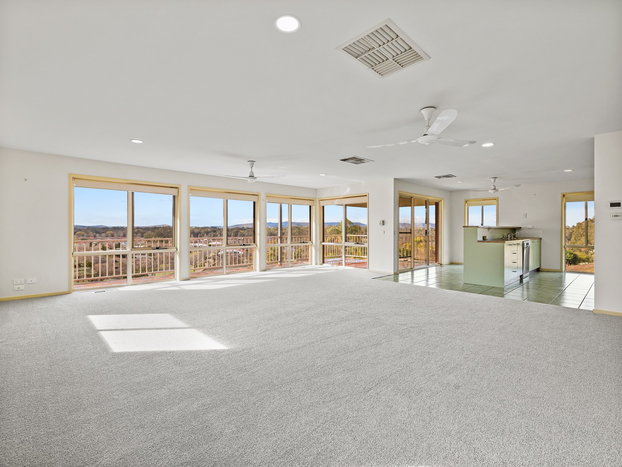 44 Sunrise Terrace, East Albury, NSW 2640