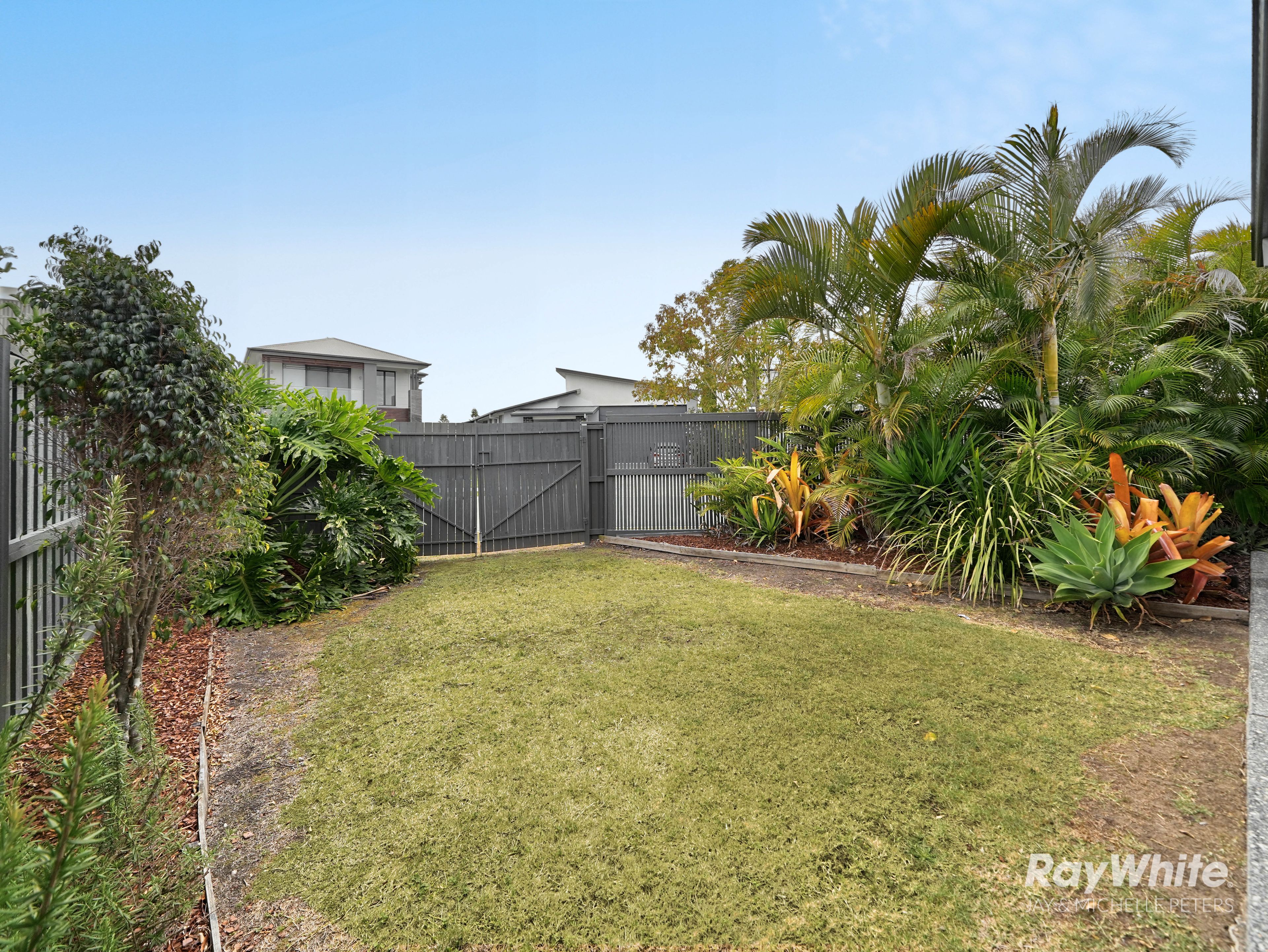 50 Apollo Street — photo 14 of 29