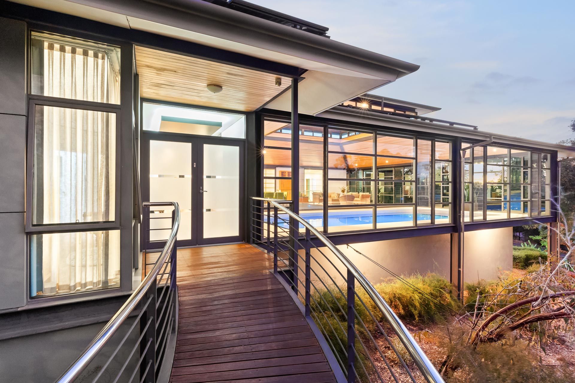 6 Newlands Grove, Gooseberry Hill WA 6076