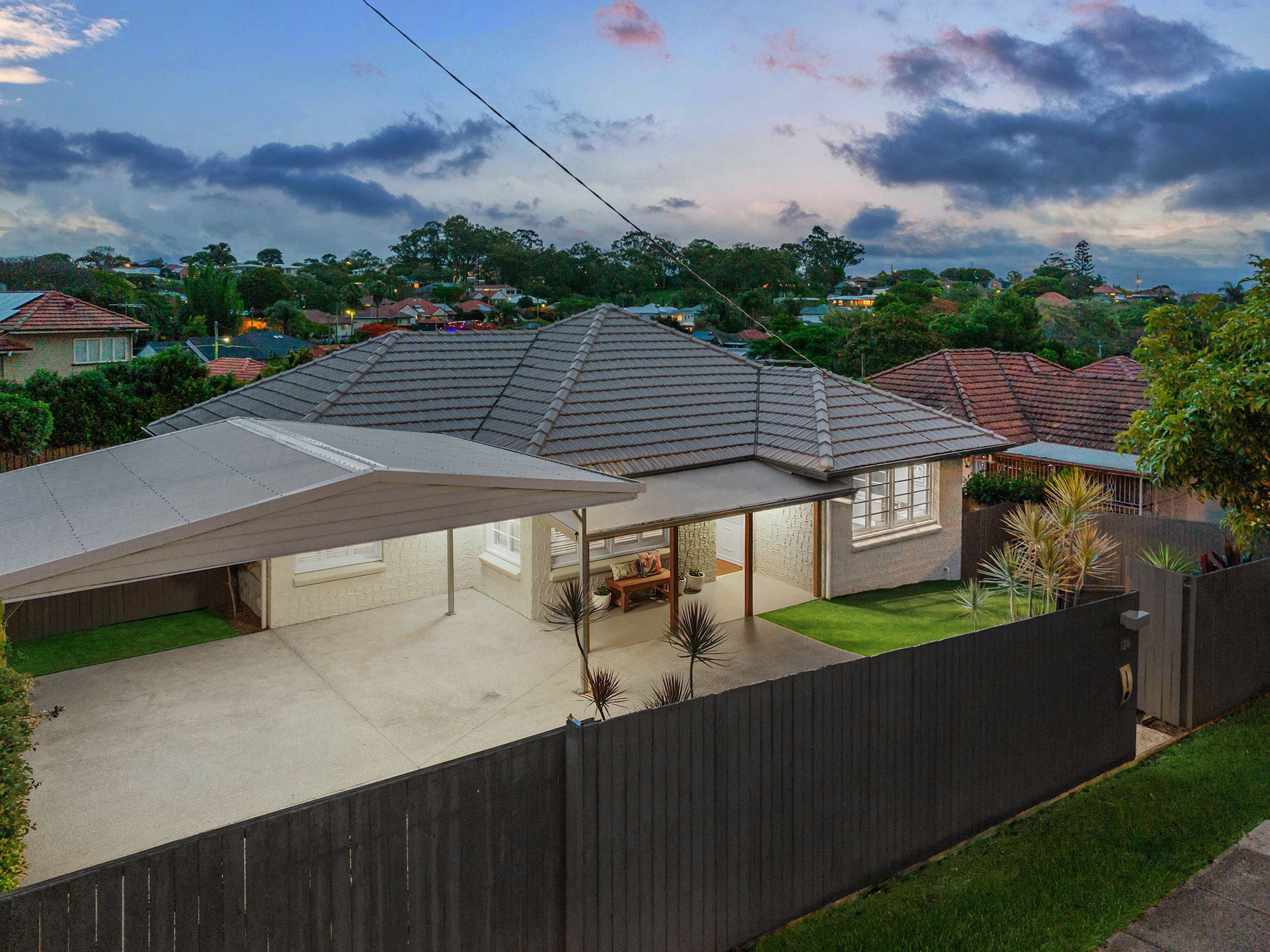 126 Hamilton Road, Wavell Heights, QLD 4012