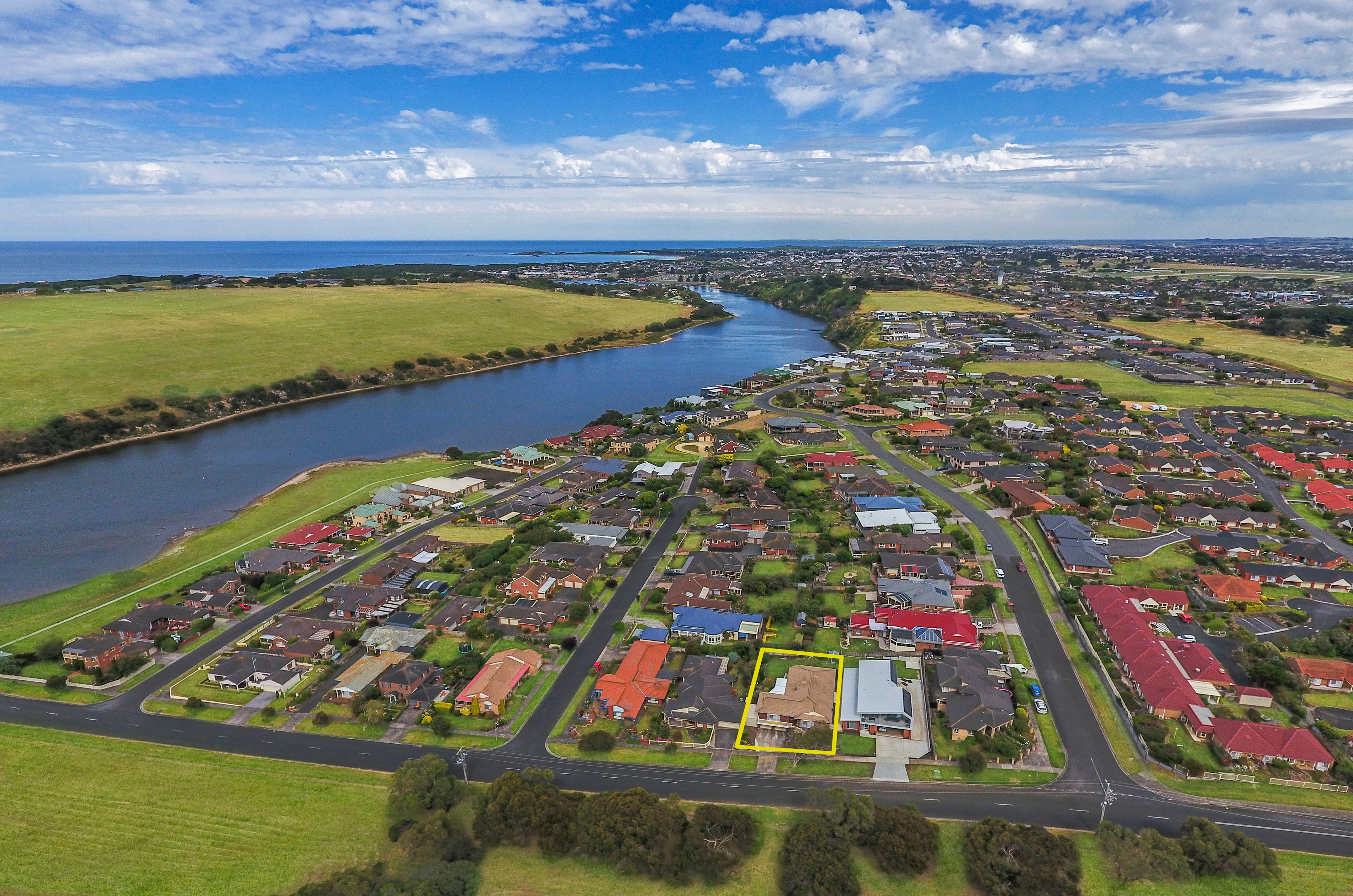 15 Mahoneys Road, Warrnambool, VIC 3280