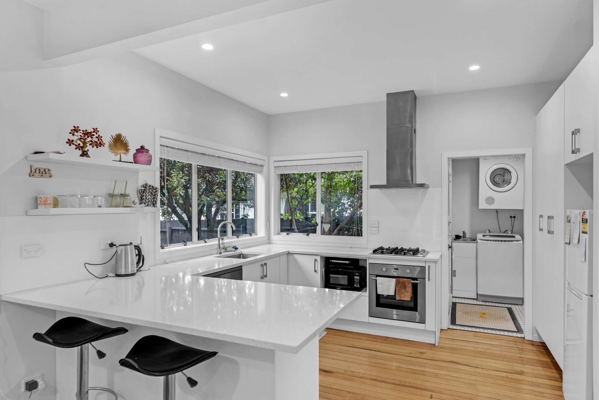 2 Fyfe Avenue photo 6