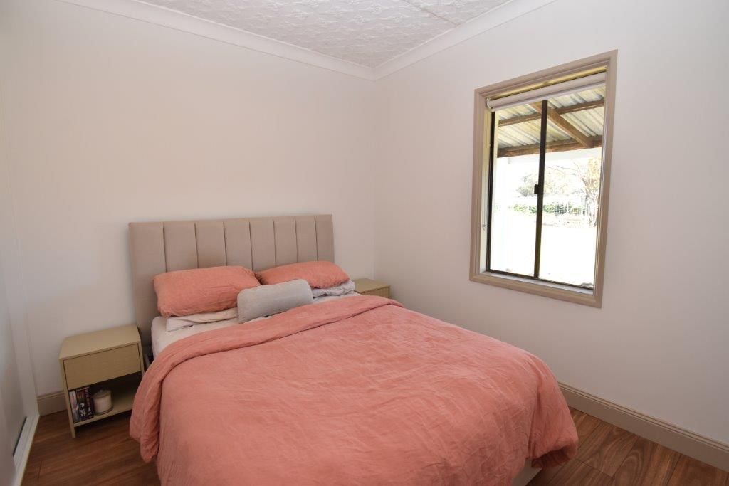 83 Renshaw Mcgirr Way — photo 8 of 18