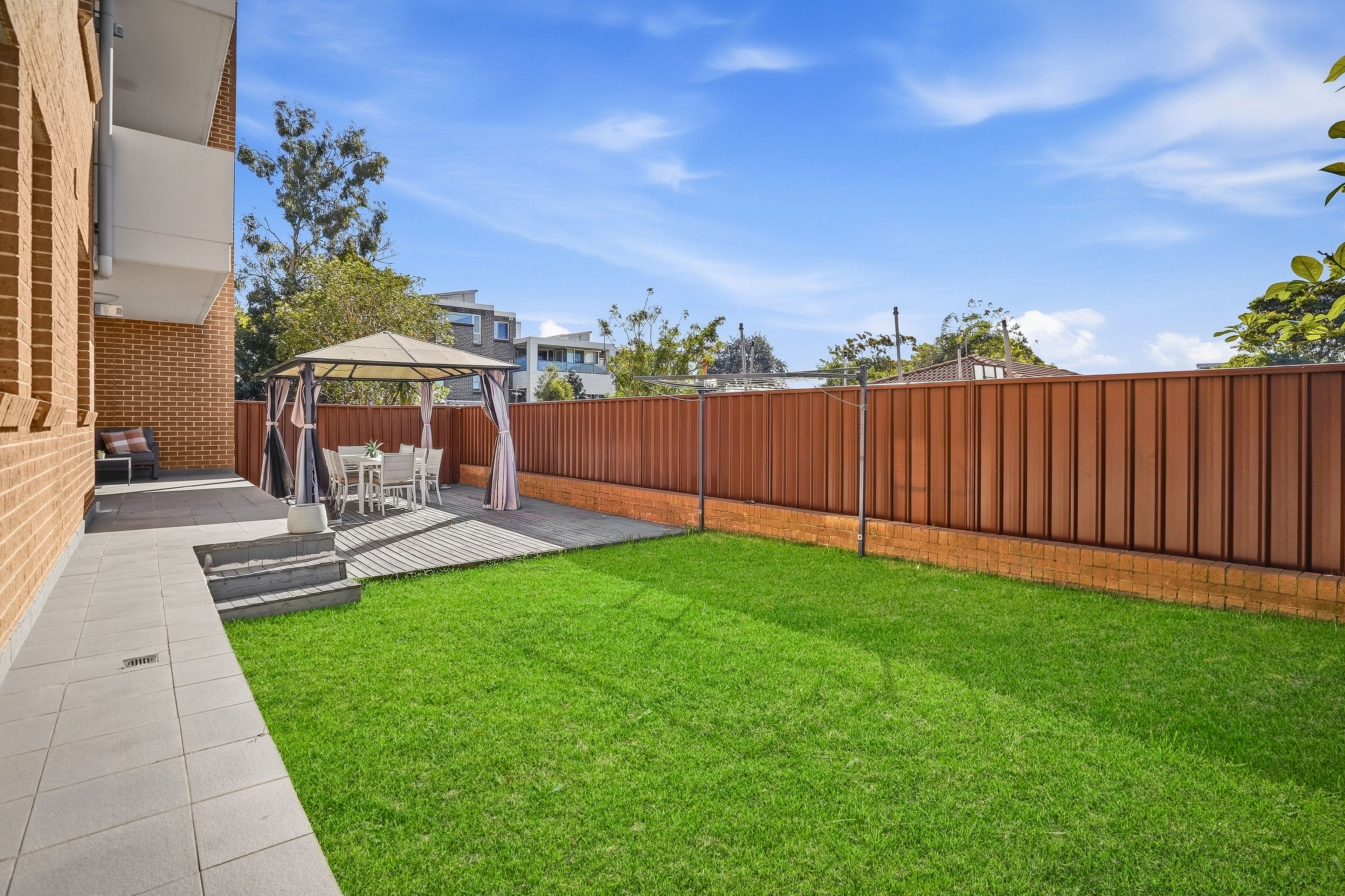2/66-68 Lawrence Street — photo 13 of 19