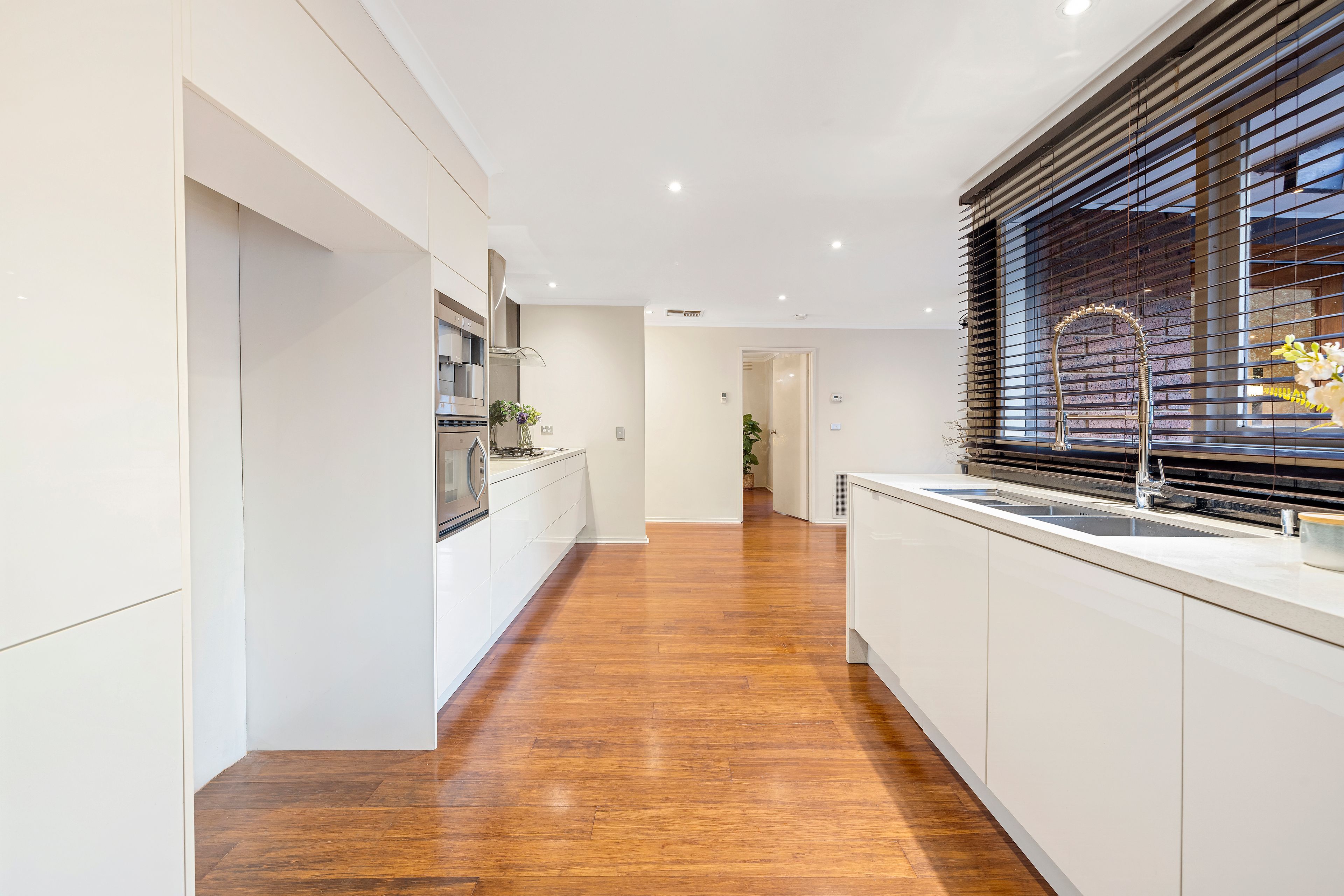 16 Flamingo Drive, Wantirna South, VIC 3152