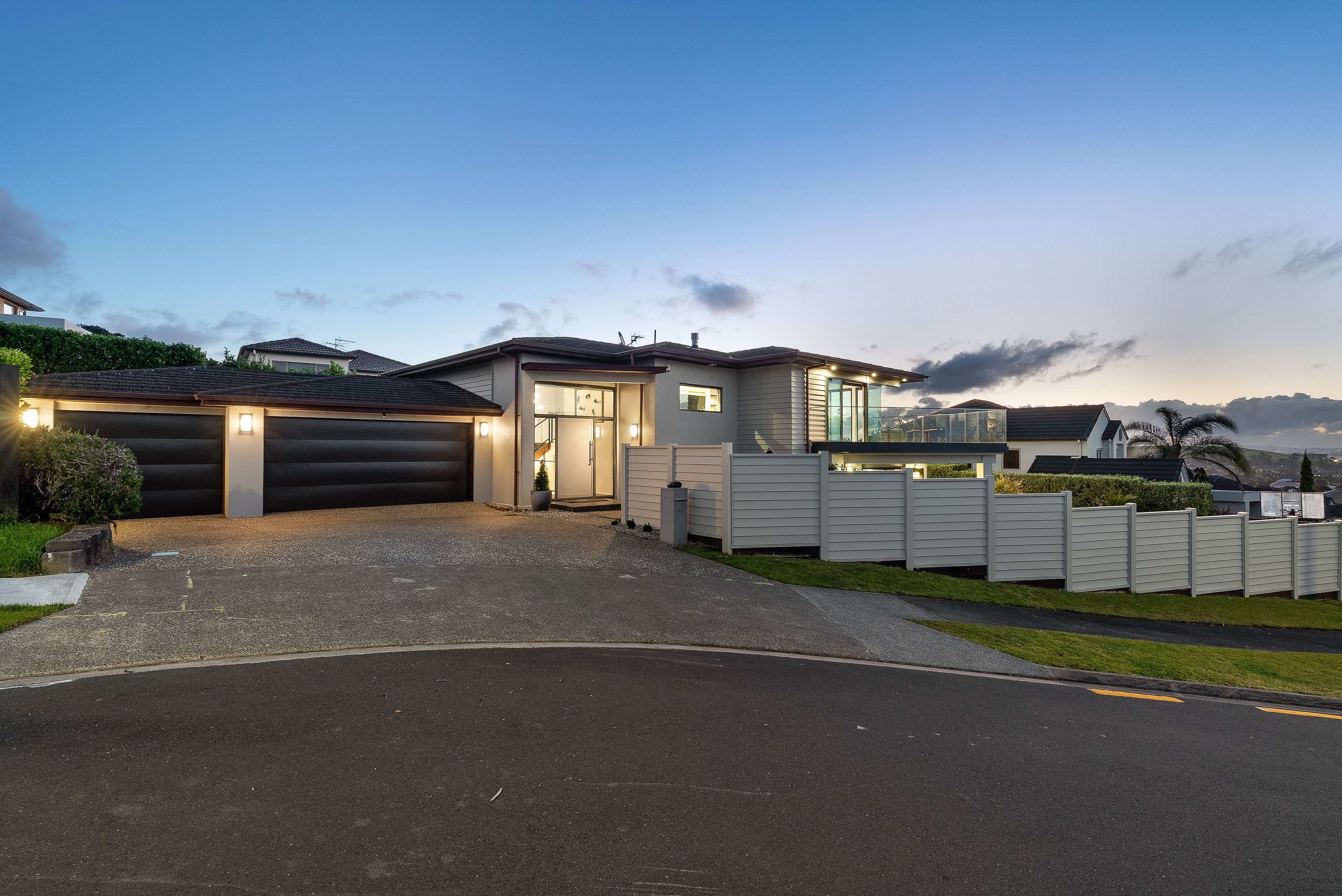 27 Dunvegan Rise, East Tamaki Heights, Manukau City