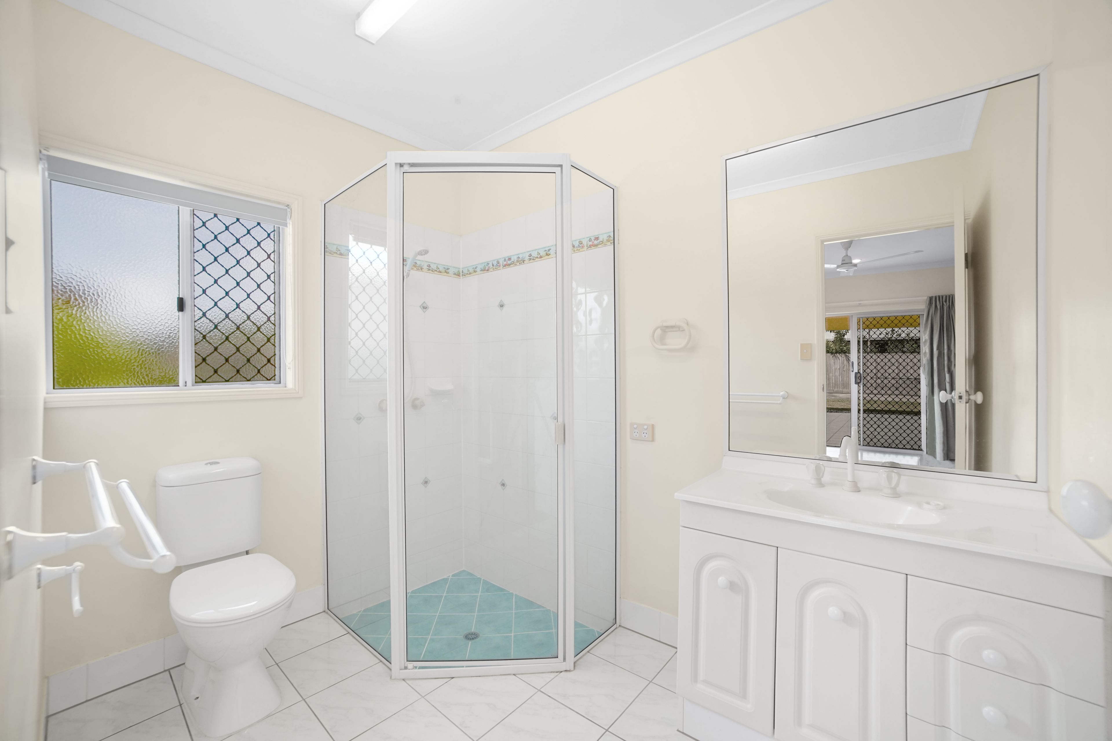 67 Tiffany Street — photo 6 of 10