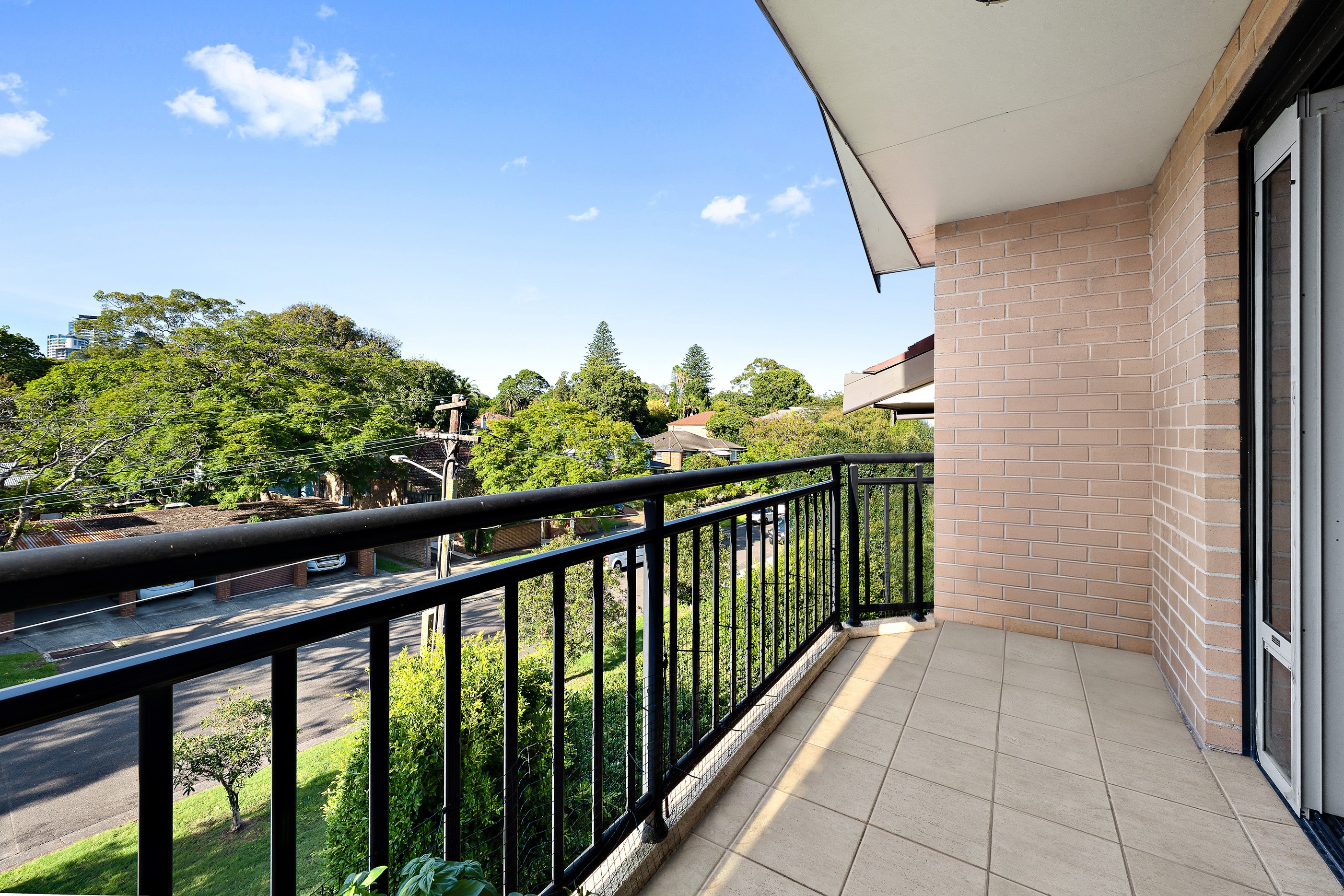 15/2-14 Pacific Highway (enter via Corona Ave), Roseville, NSW 2069