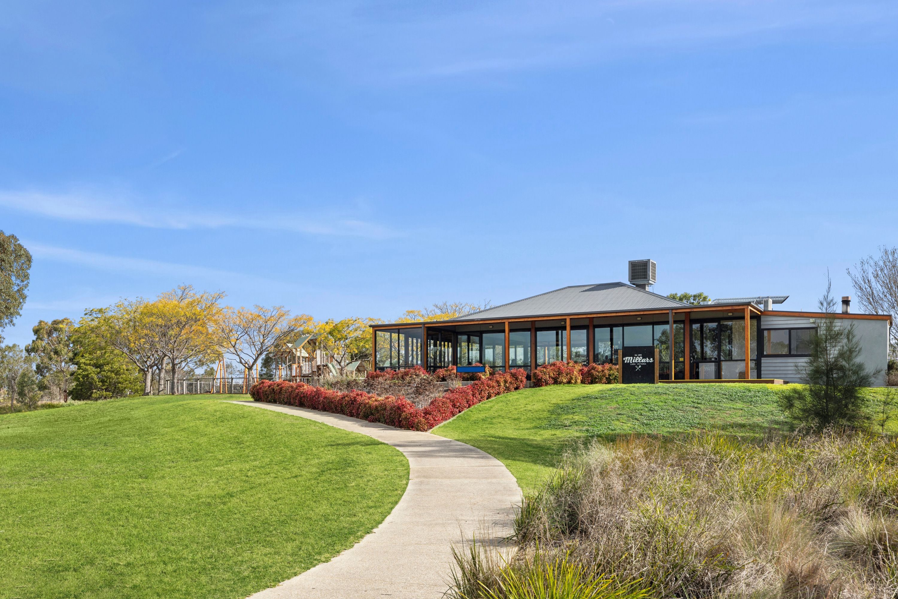 36-38 Lapwing Drive — photo 15 of 20