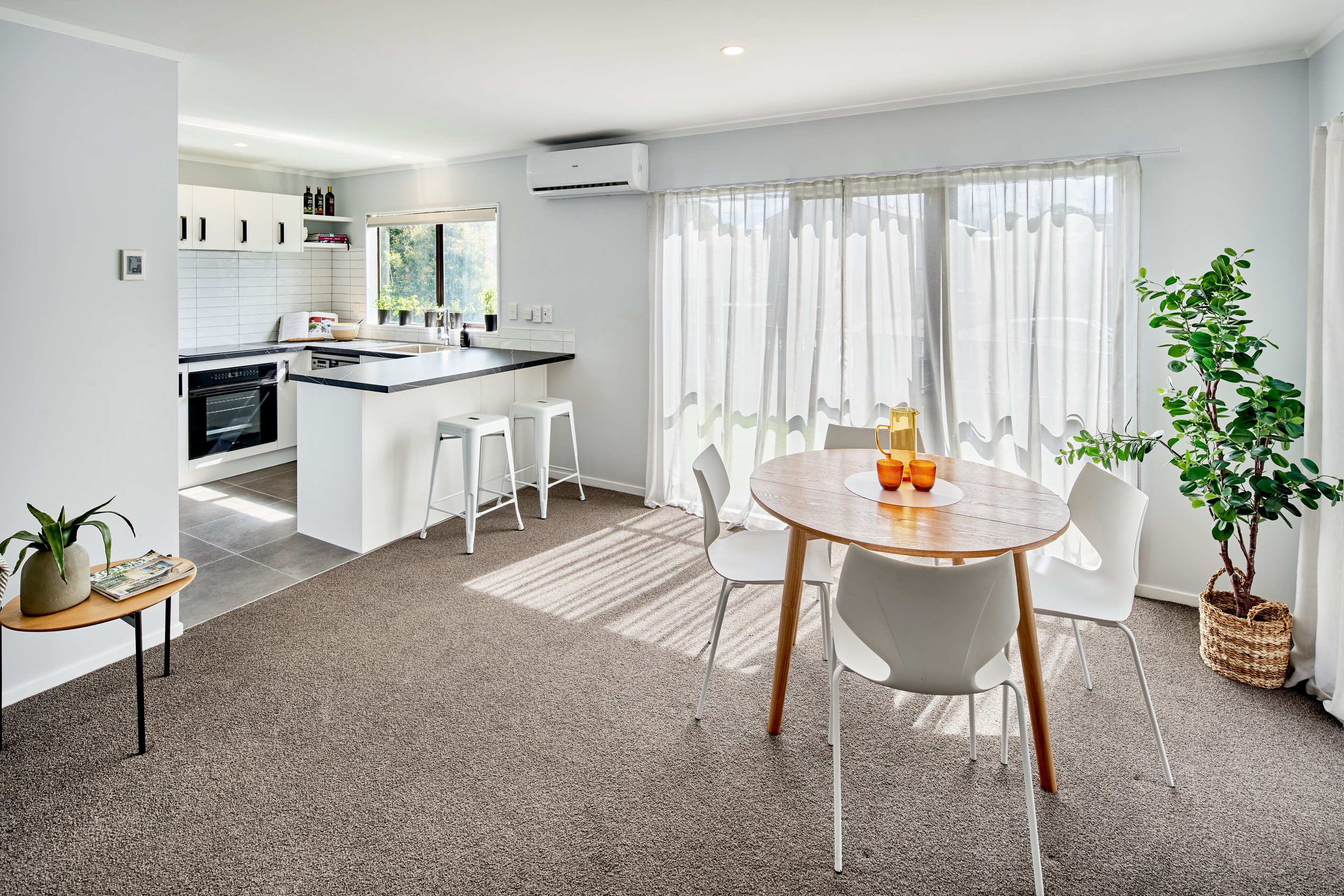 2C Black Rock Road, Newlands, Wellington City