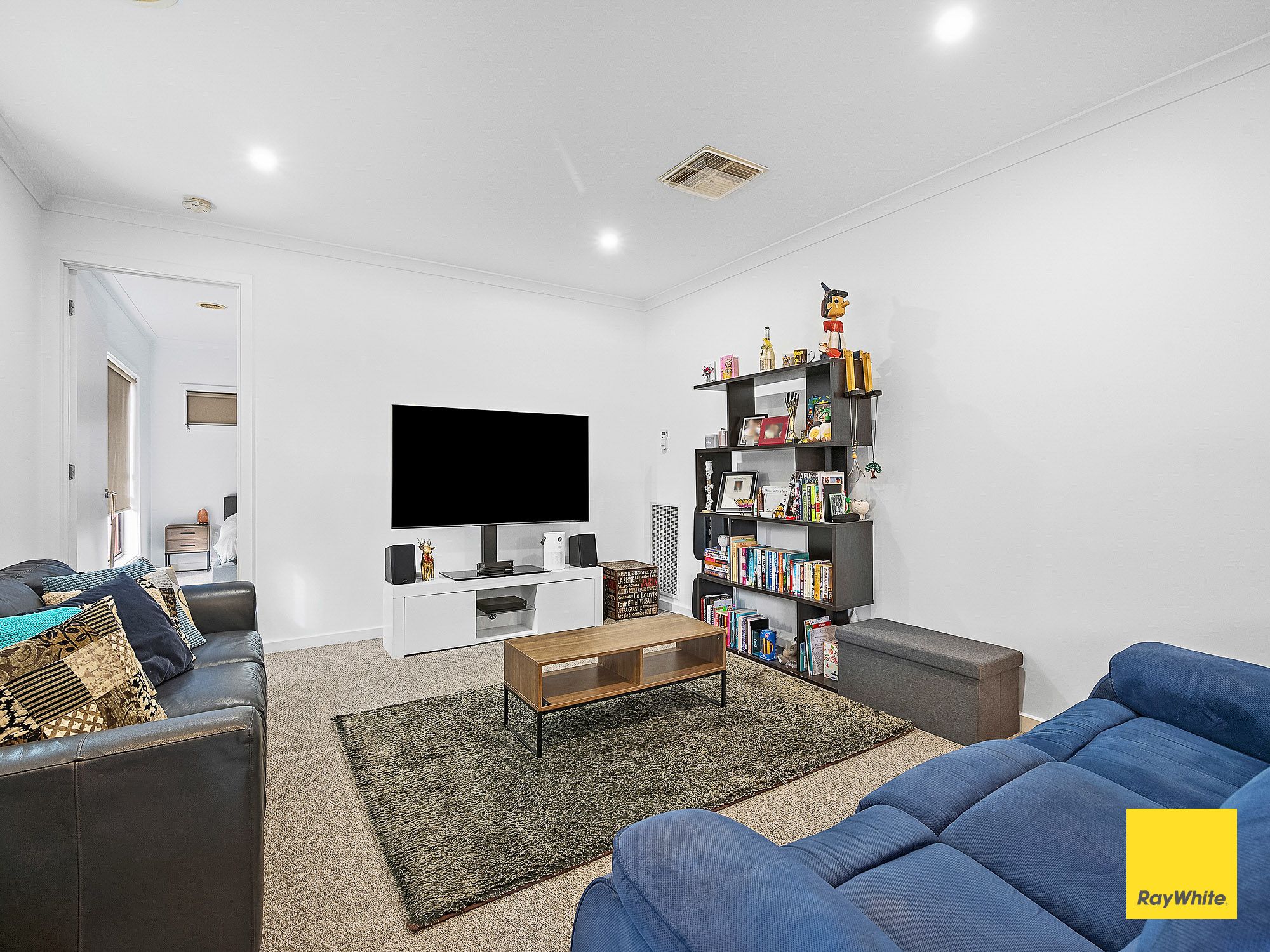 34 Soldatos Drive — photo 4 of 13