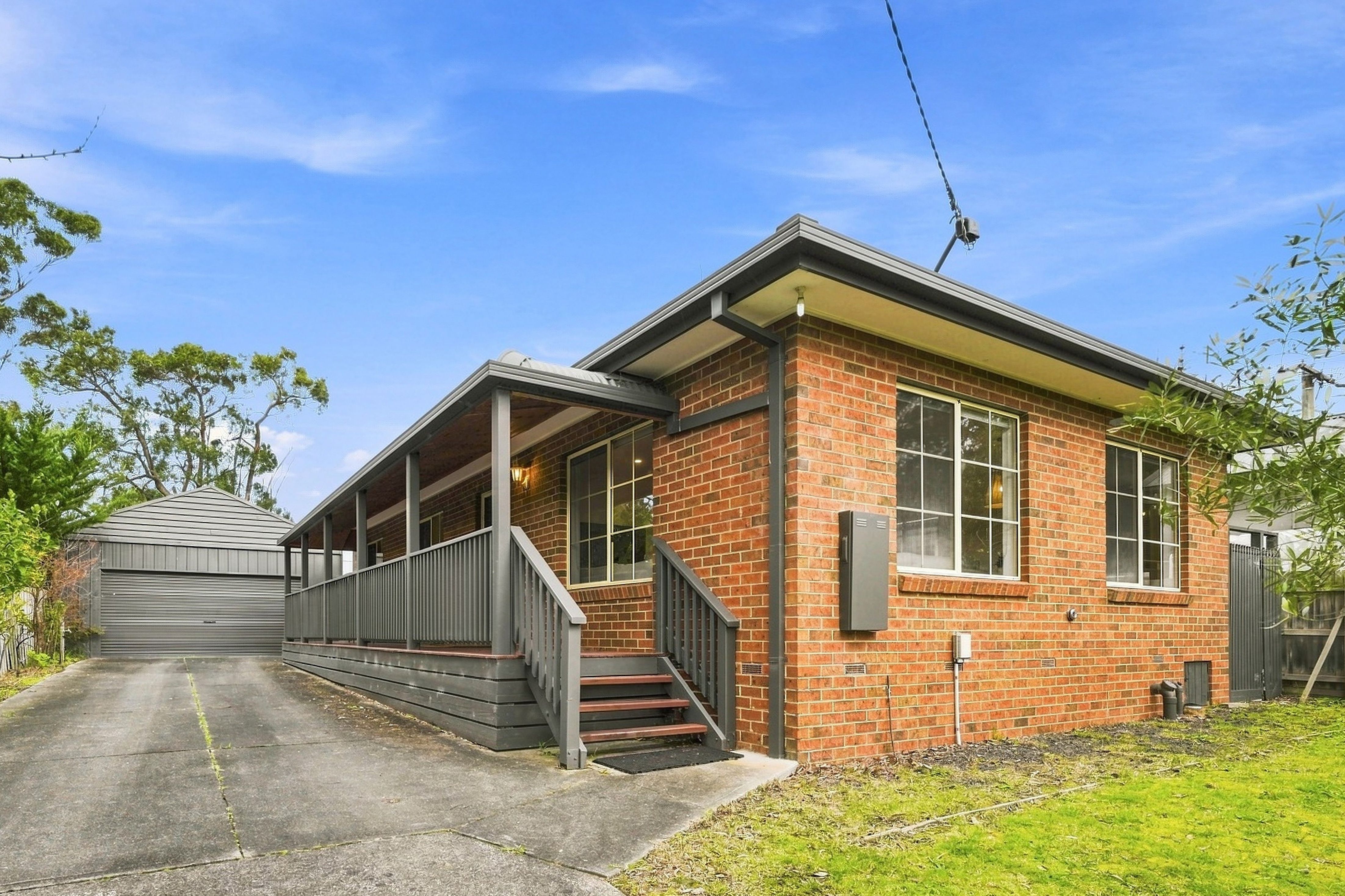 16 Inverloch Parade — photo 15 of 16