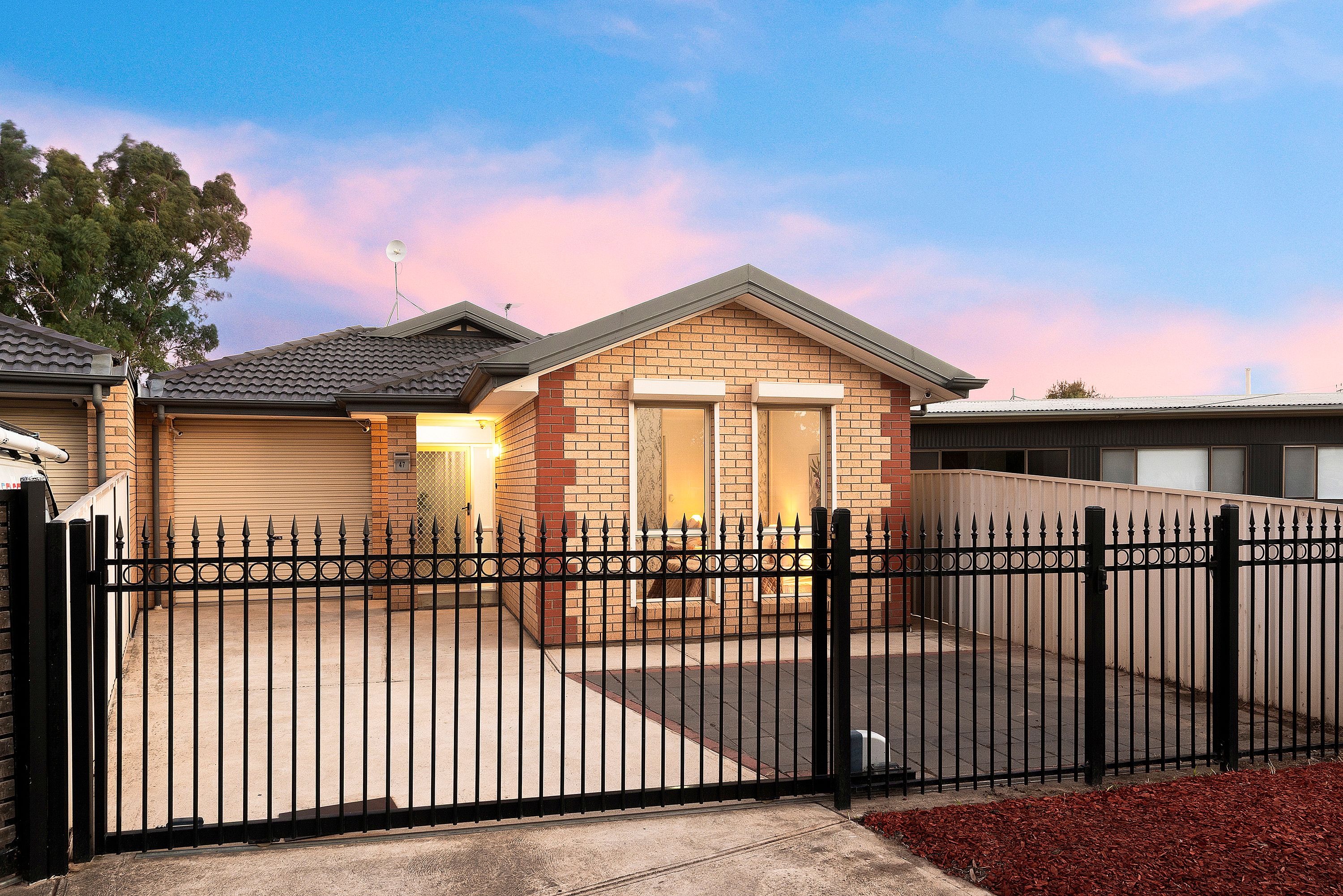 47 Dudley Crescent, Mansfield Park, SA 5012