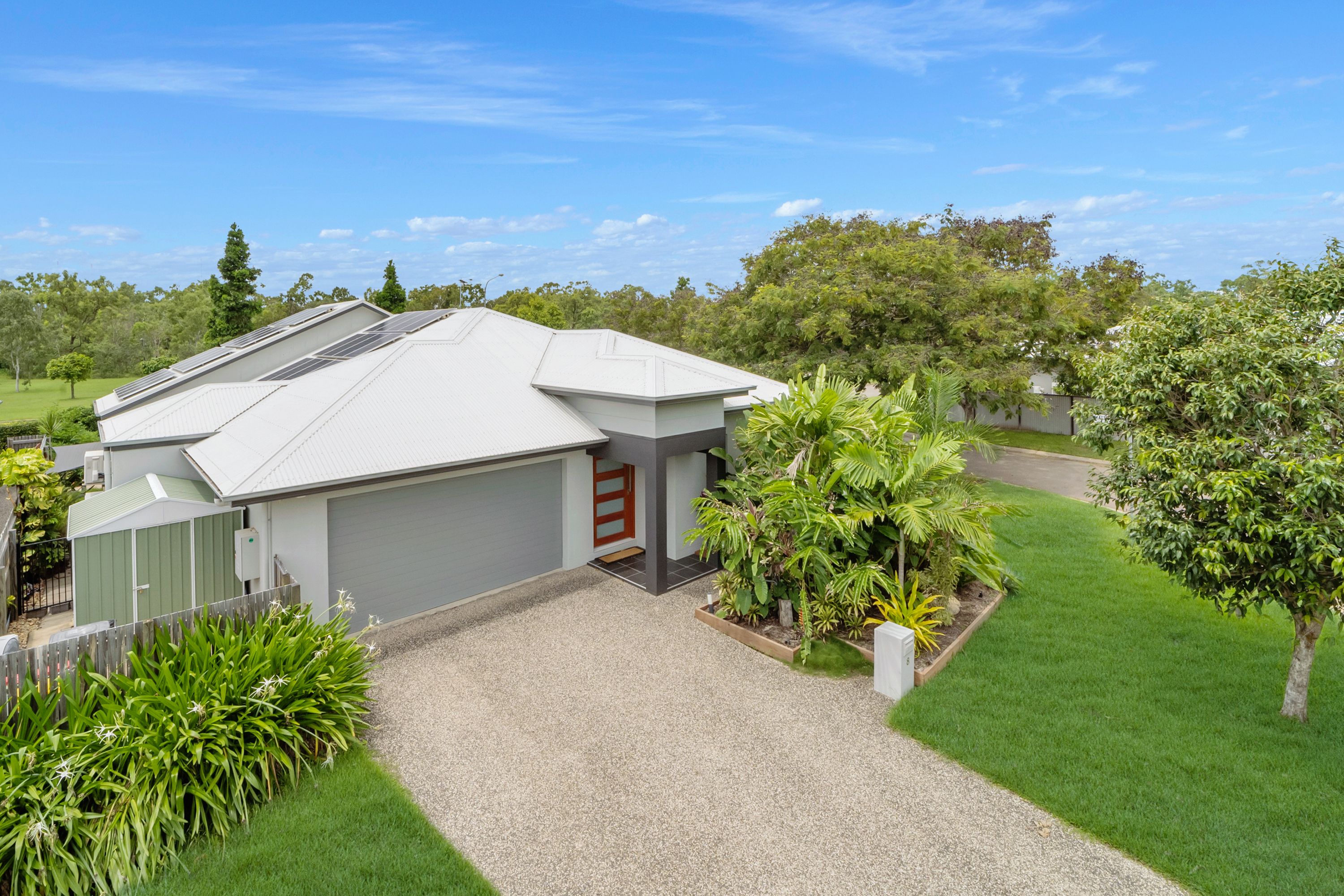 8 Mallorca Circuit, Burdell QLD 4818