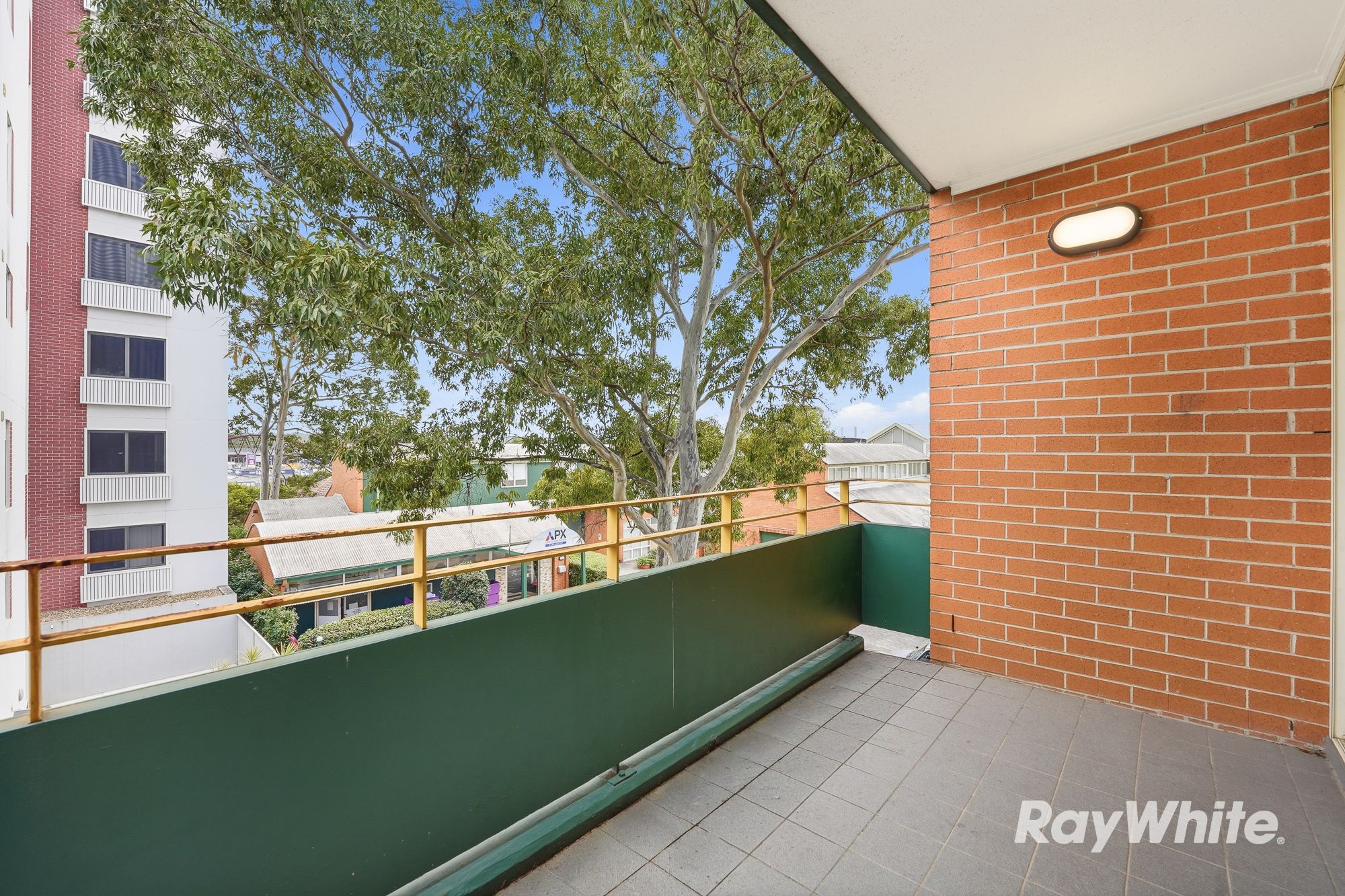 53/8 Hope Street — photo 16 of 19