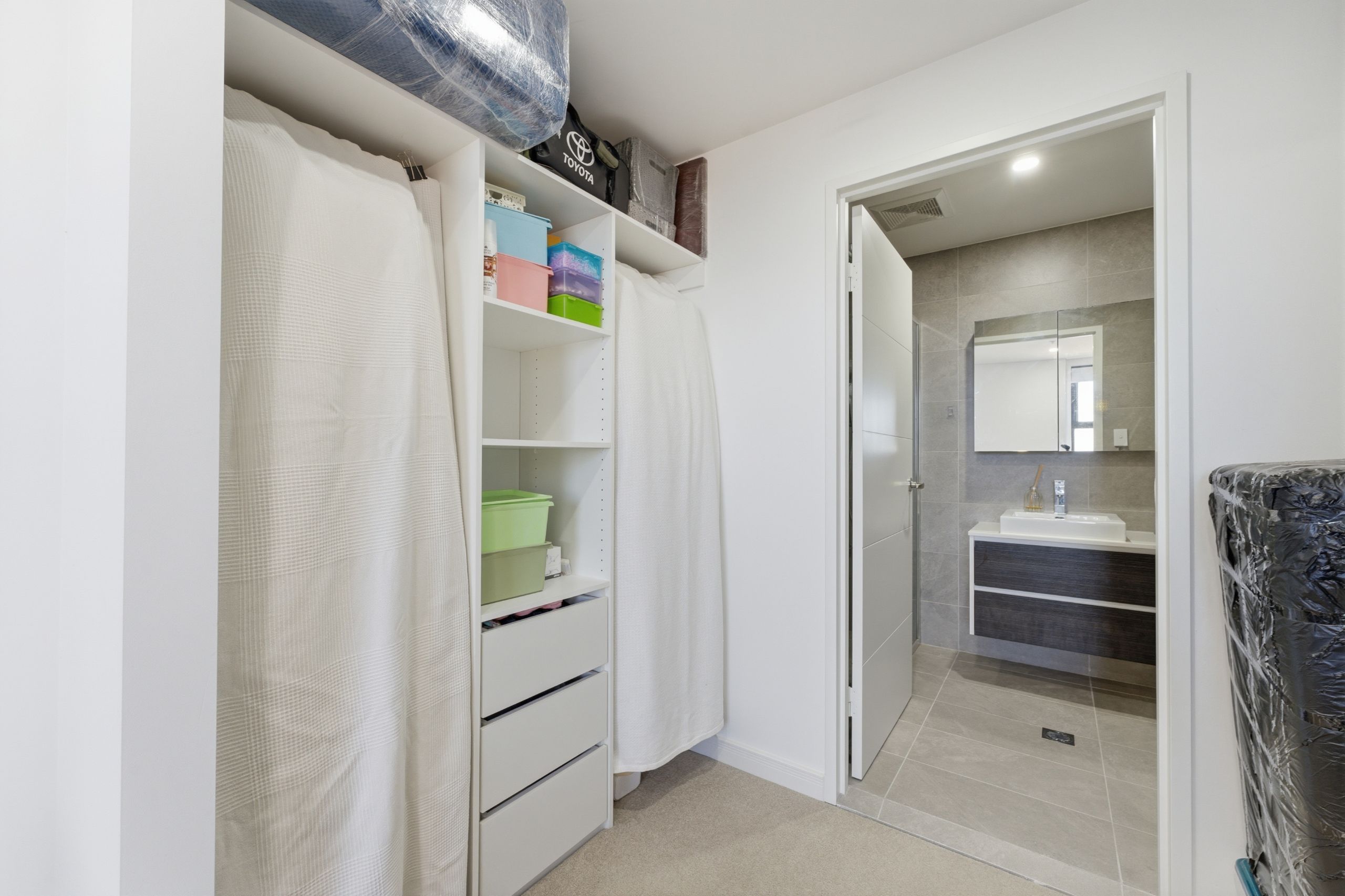 506/8A Allawah Street — photo 7 of 10