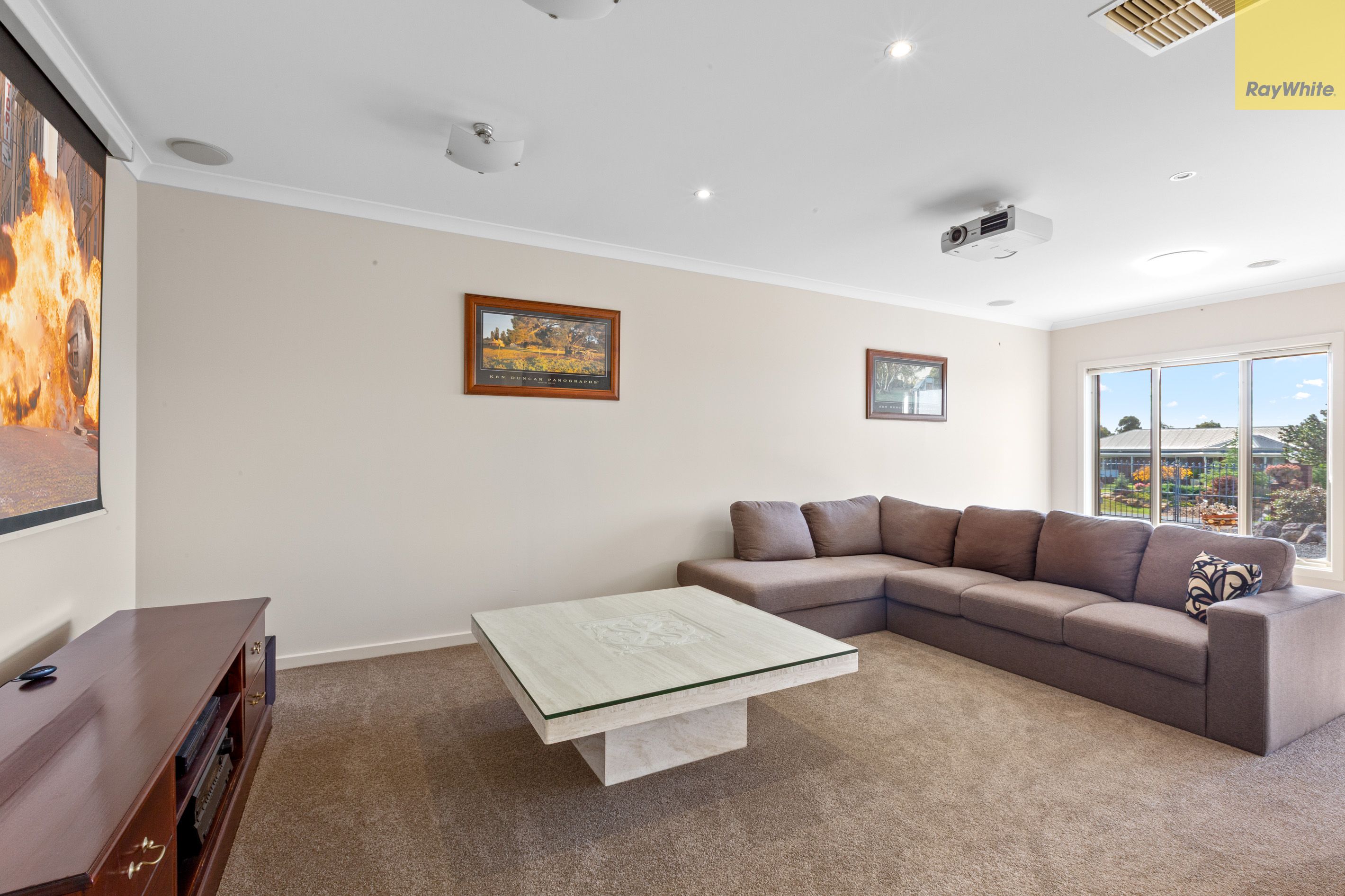 11 Eyrie Court — photo 4 of 27