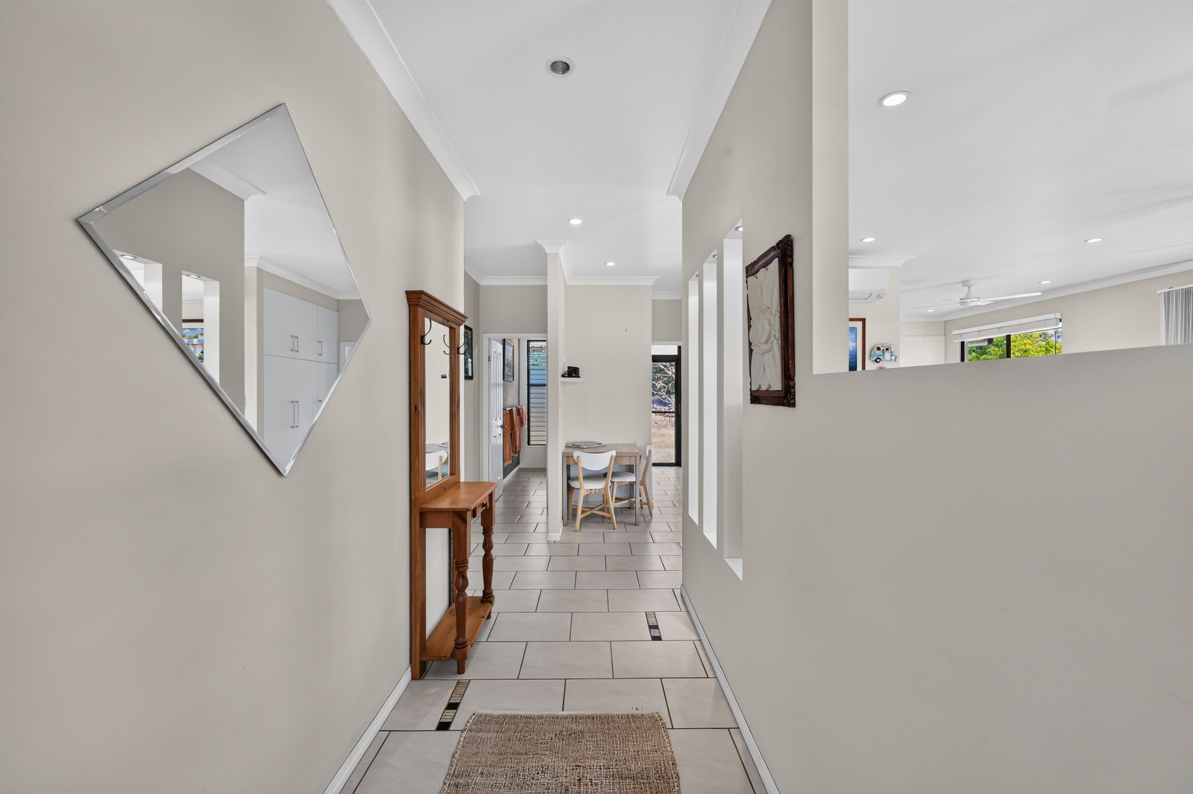7 Anita Avenue — photo 3 of 18