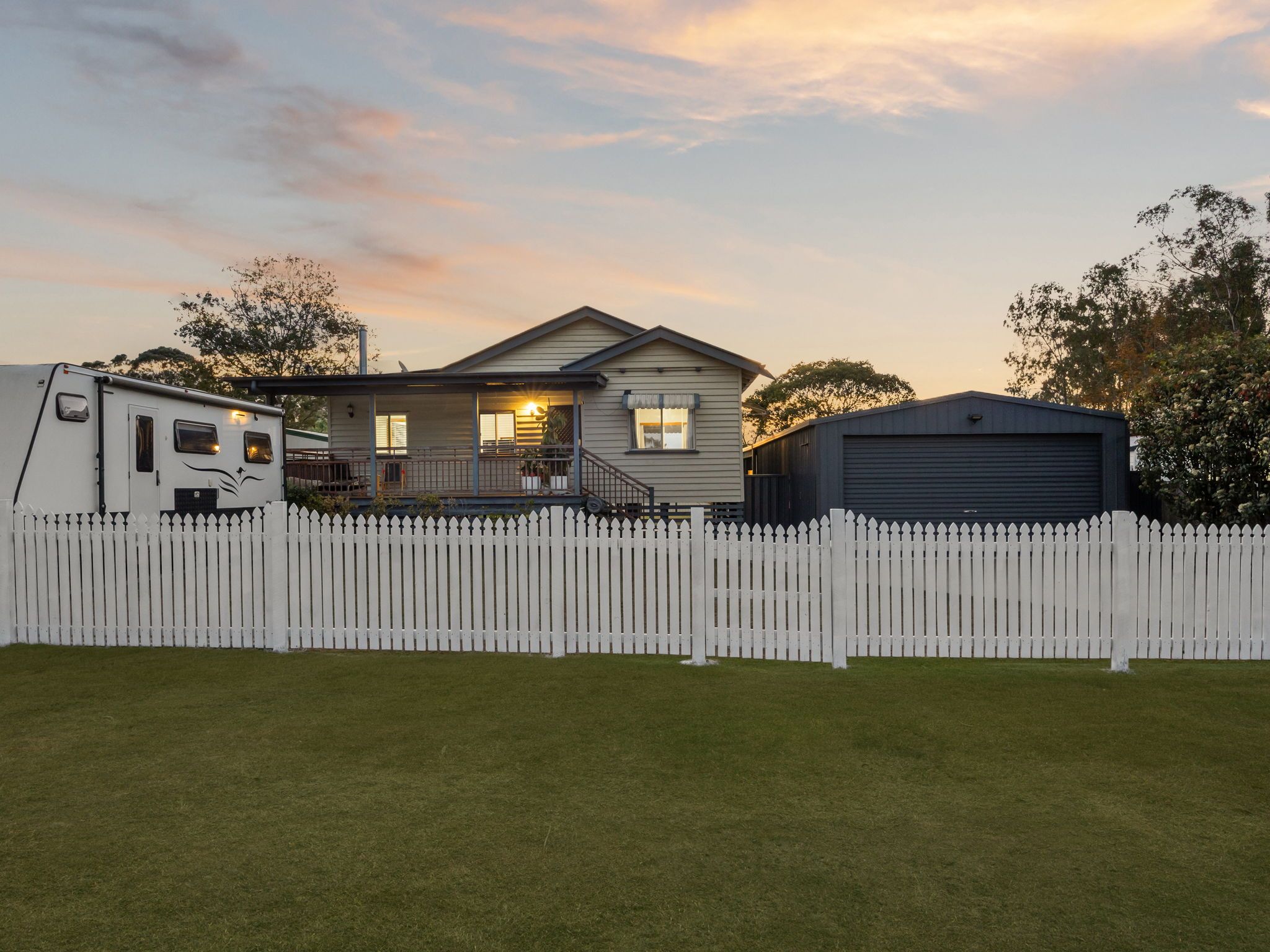 8 Macaulay Street — photo from Ray White Ipswich
