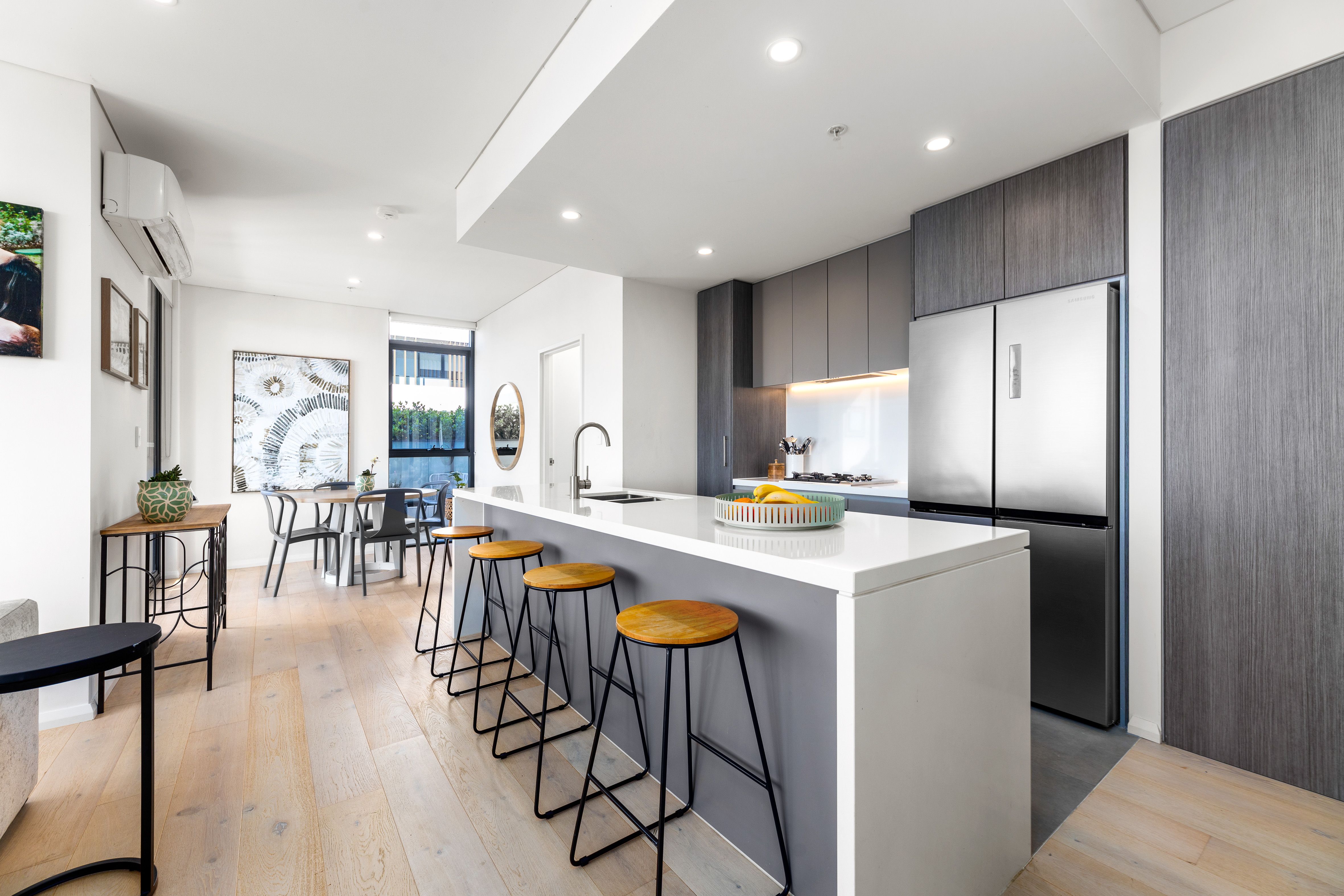221/10 Village Place, Kirrawee, NSW 2232