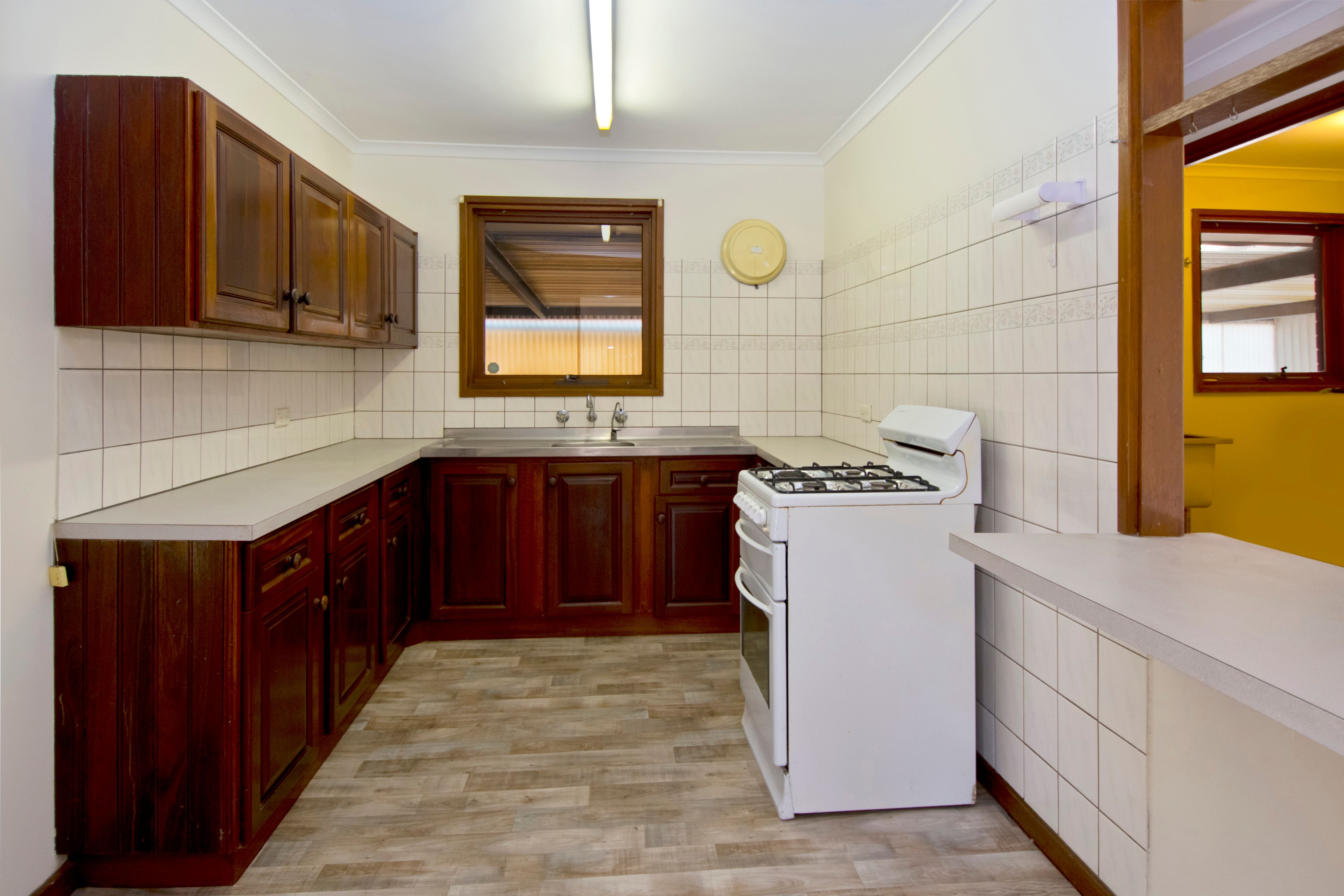 12 Dulkara Avenue, Craigmore, SA 5114