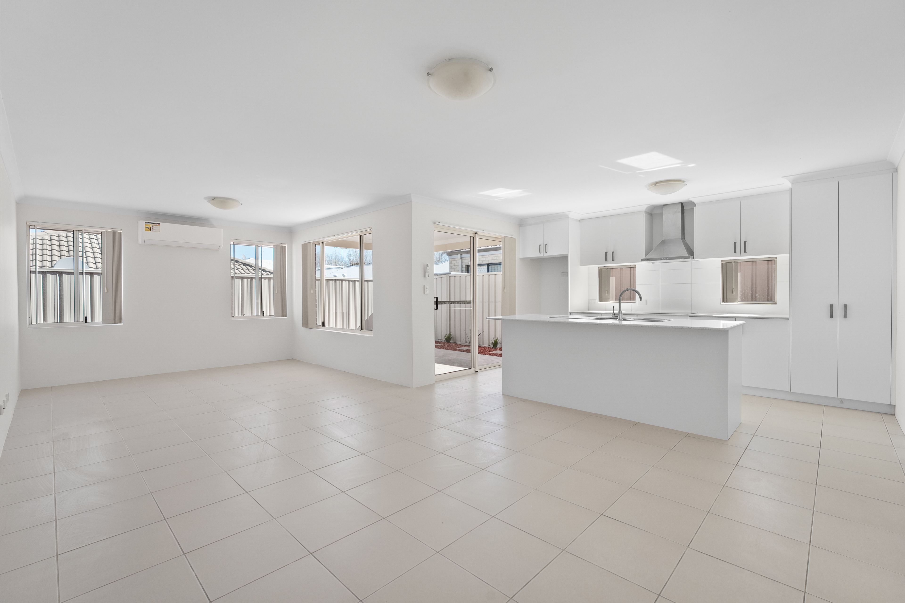 11 HOCKING Bend, Baldivis, WA 6171
