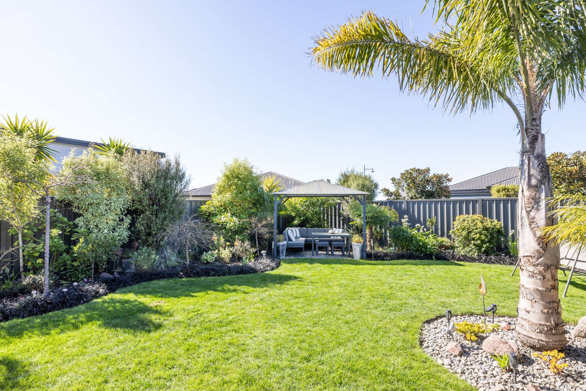 15 Tasman Drive photo 8