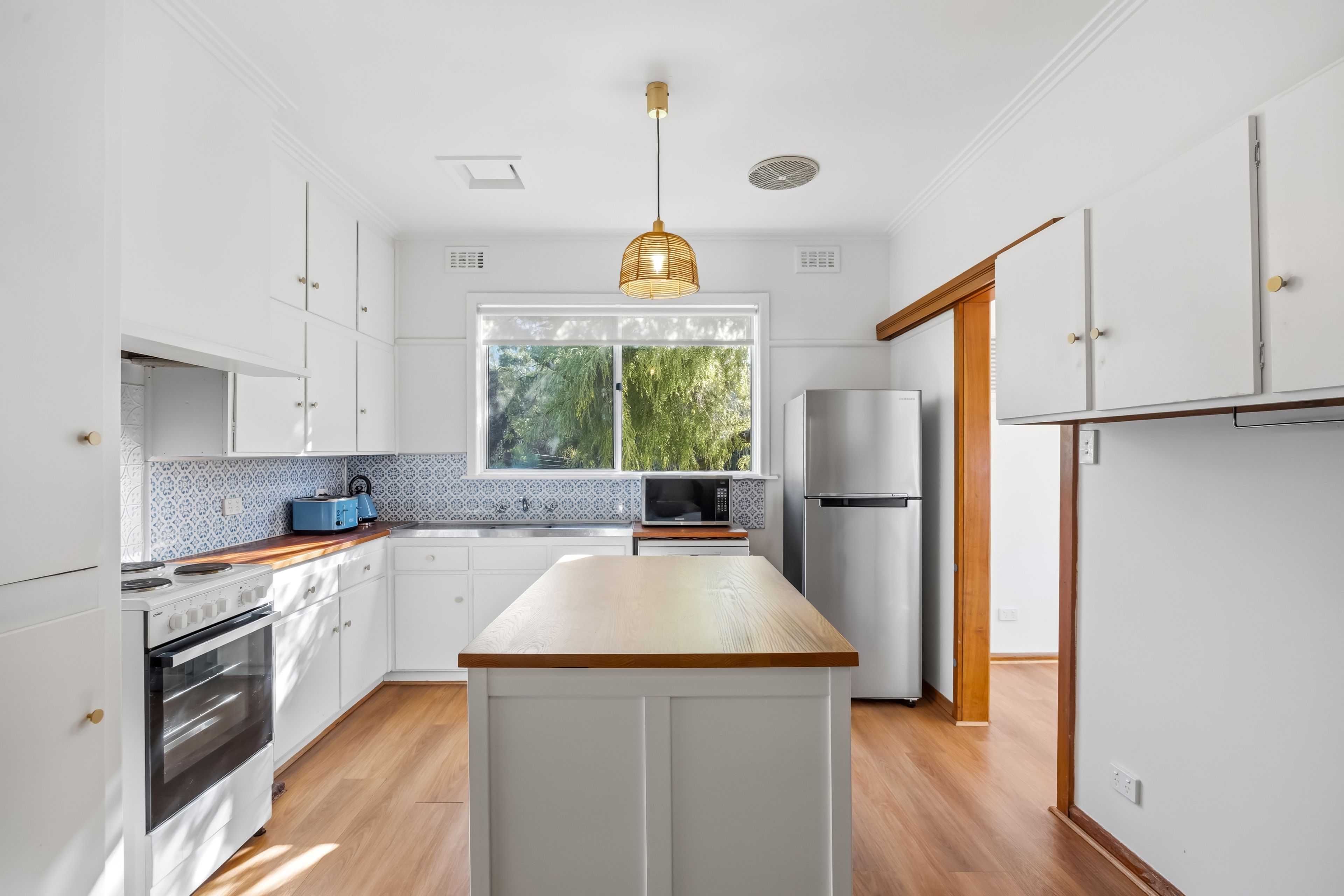 4 Sundial Avenue — photo 6 of 21