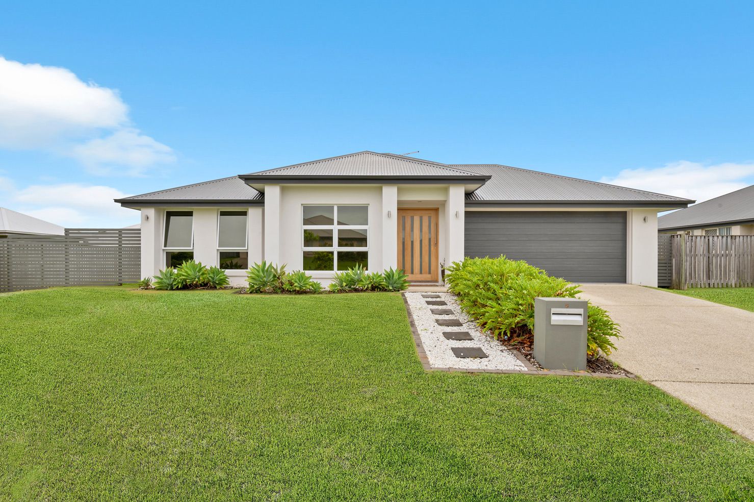 6 Carpenters Drive, Coomera QLD 4209