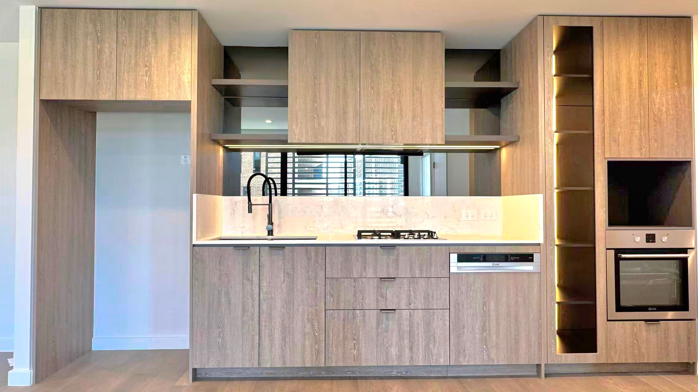 506/8 Hinchcliffe Place, Zetland, NSW 2017